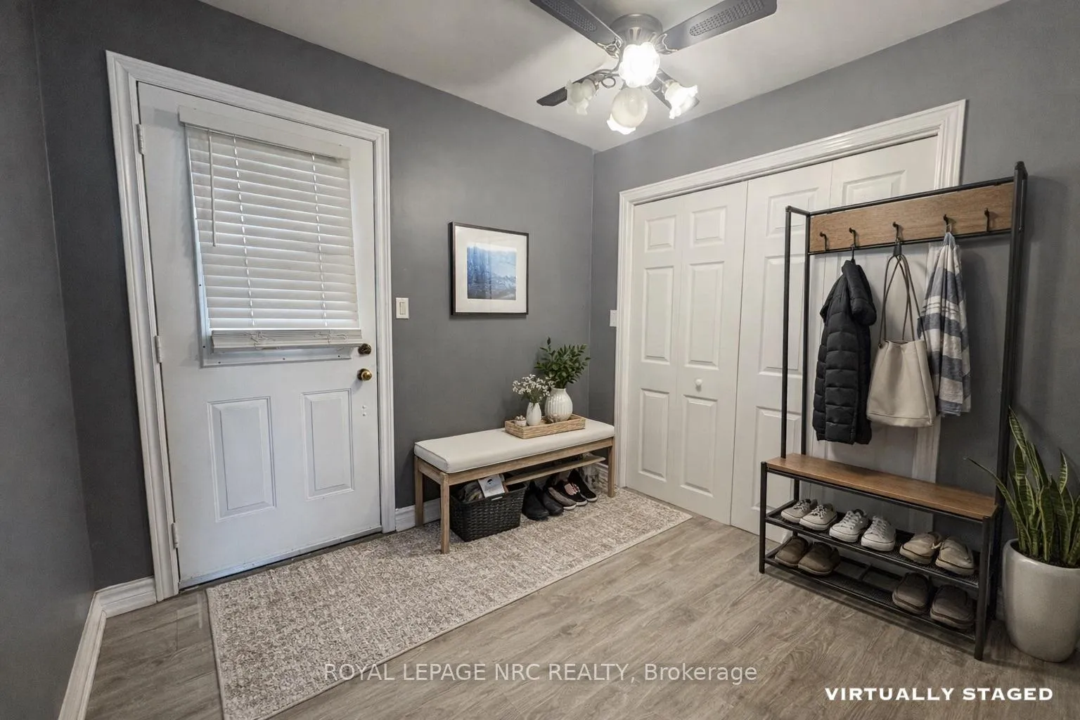 Photo 33 of 23 Verne Avenue, Welland, Broadway — HOMEH