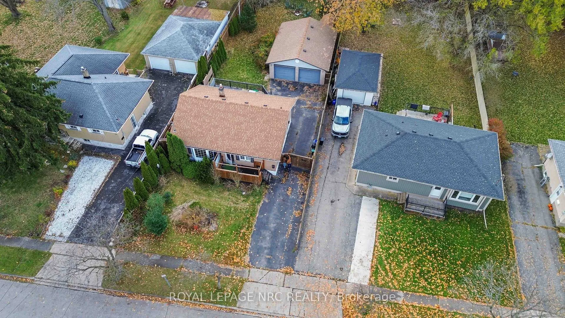 Photo 44 of 23 Verne Avenue, Welland, Broadway — HOMEH