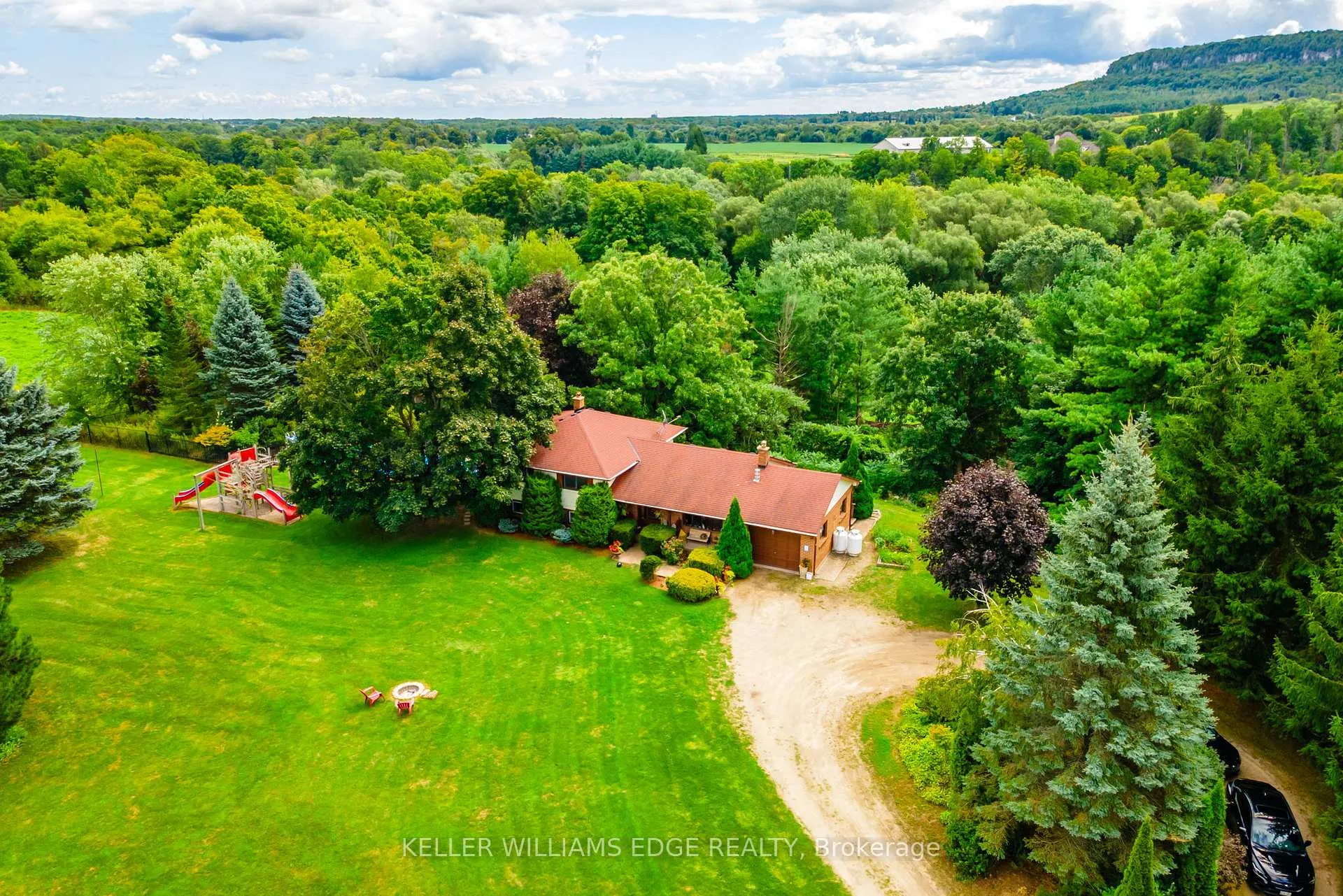 Photo 1 of 6101 Walkers Line, Burlington, Rural Burlington — HOMEH