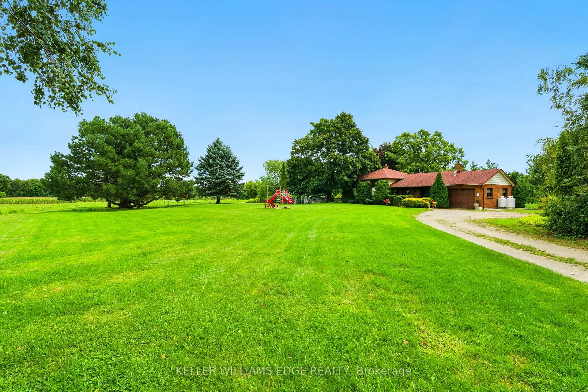 Photo 4 of 6101 Walkers Line, Burlington, Rural Burlington — HOMEH