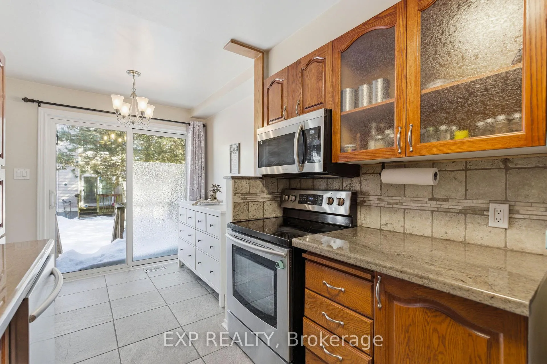 Photo 12 of 92 Stonebriar Drive, Ottawa, Centrepointe — HOMEH
