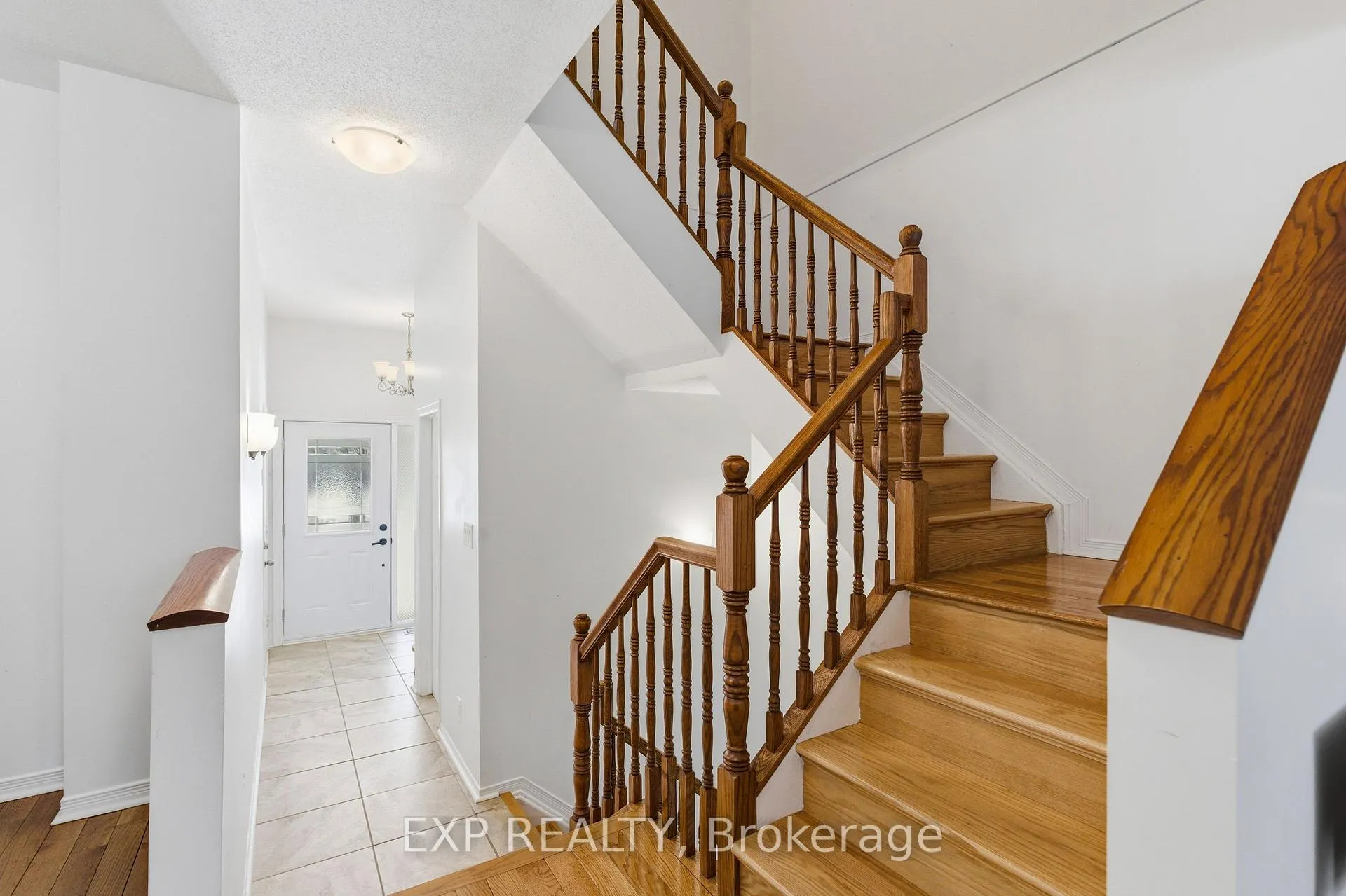 Photo 17 of 92 Stonebriar Drive, Ottawa, Centrepointe — HOMEH