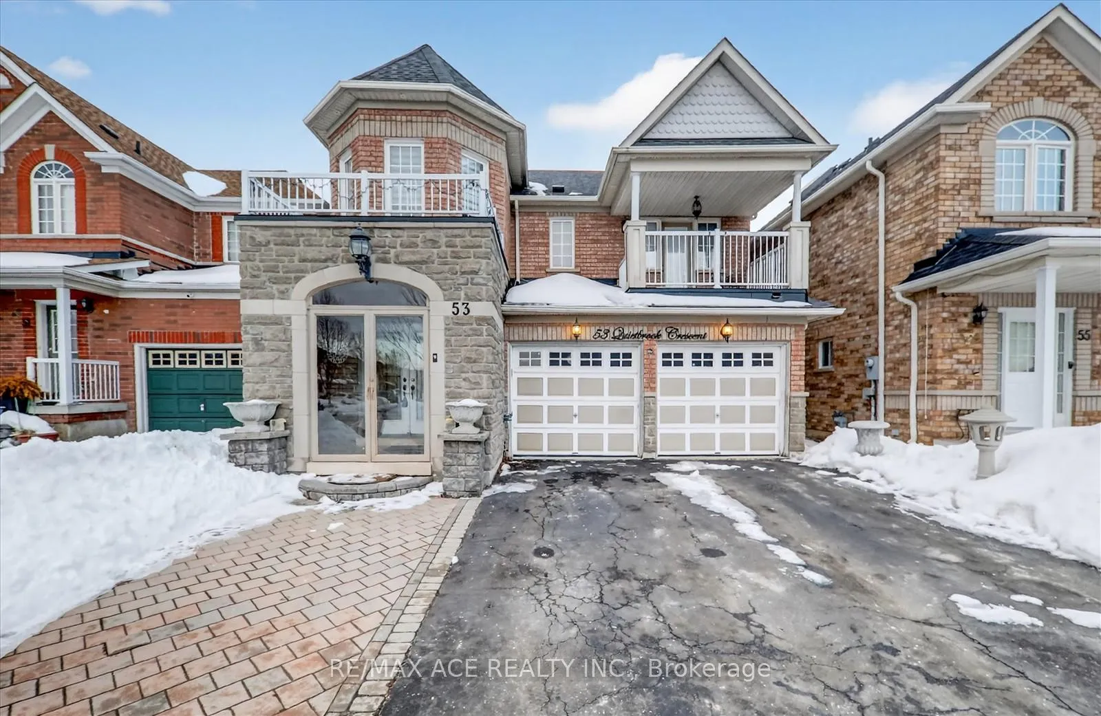 Front of 53 Quietbrook Crescent