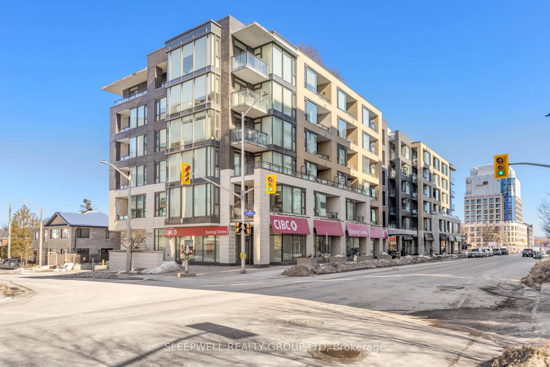 Front of Unit 517, 101 Richmond Road