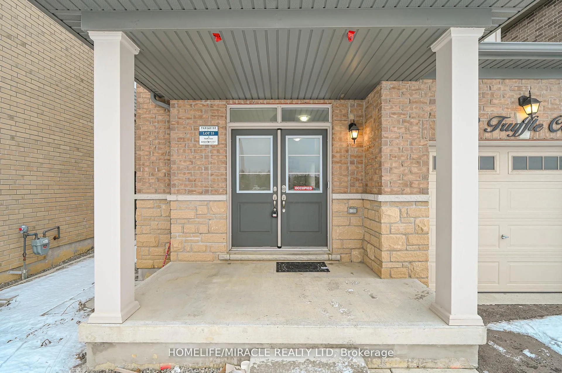 Photo 3 of 42 Truffle Court, Brampton, Northwest Brampton — HOMEH
