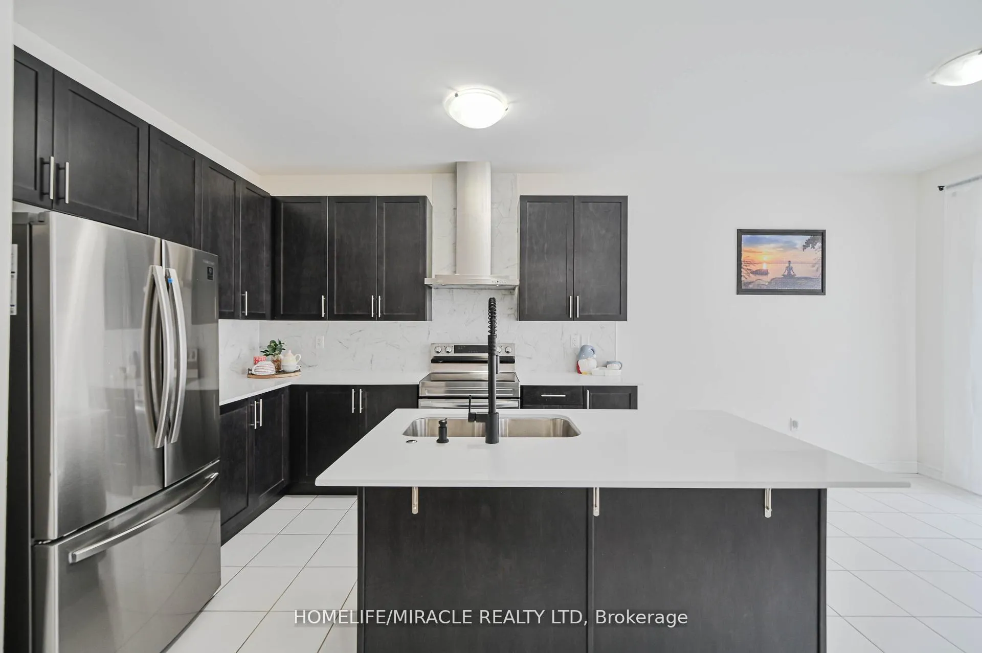 Photo 14 of 42 Truffle Court, Brampton, Northwest Brampton — HOMEH