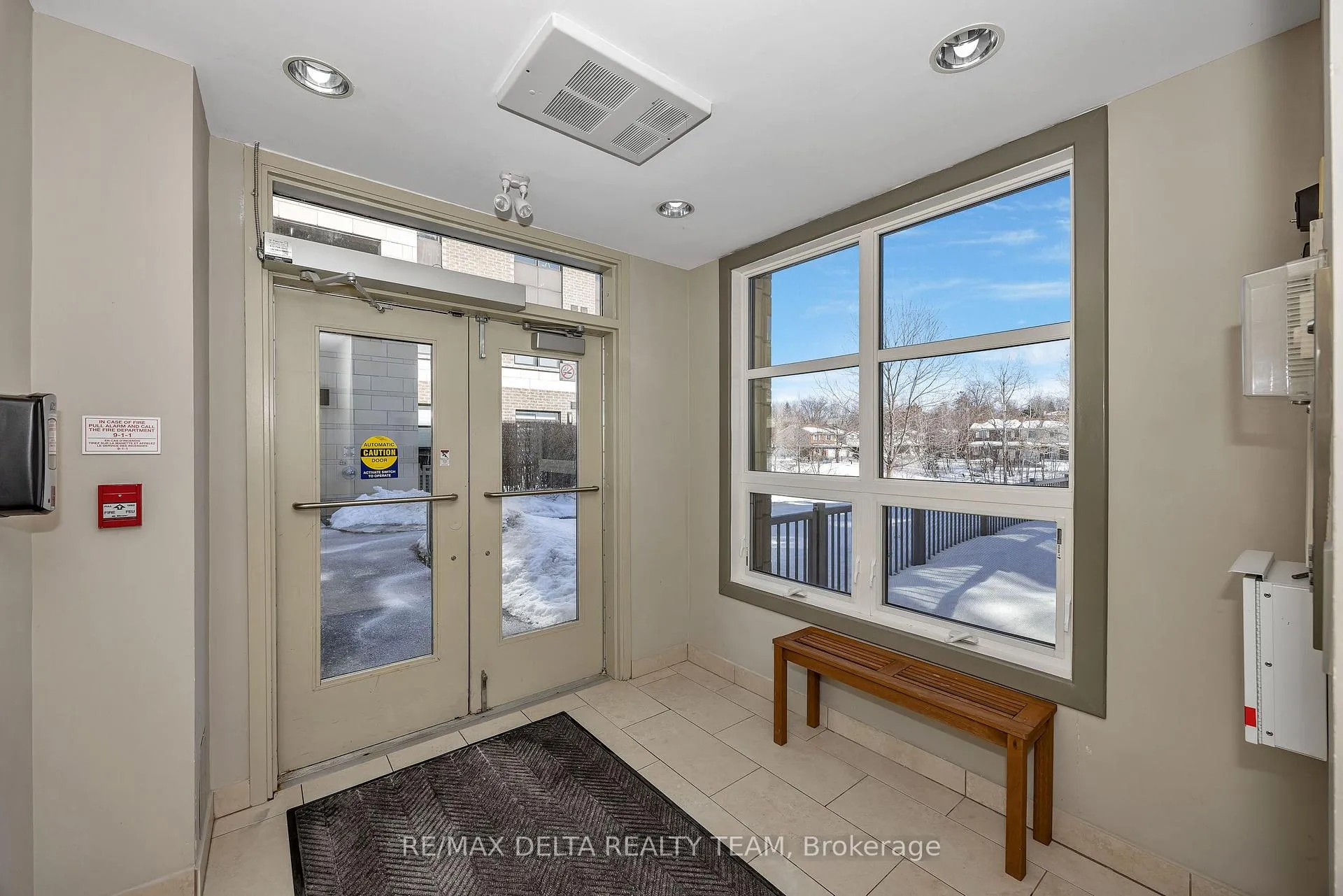 Photo 2 of Unit 303, 140 Montblanc Private, Ottawa, Convent Glen North — HOMEH