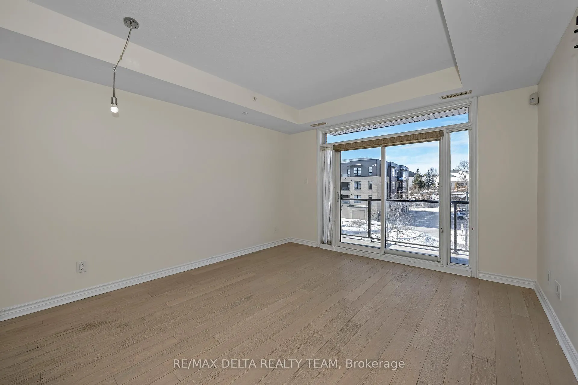 Photo 13 of Unit 303, 140 Montblanc Private, Ottawa, Convent Glen North — HOMEH