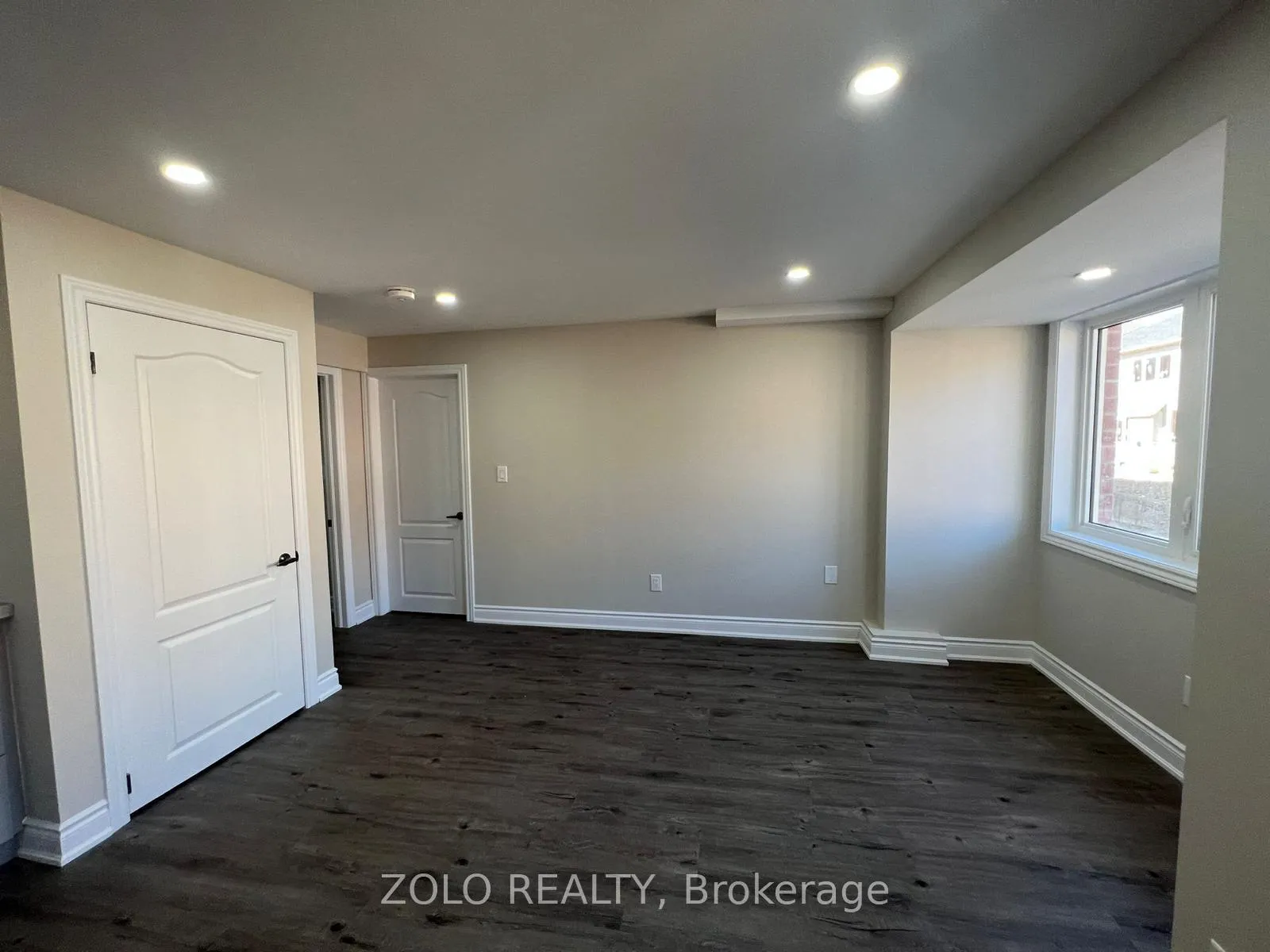 Photo 5 of Unit Unit-2, 102 Watershed Gate, East Gwillimbury, Queensville — HOMEH
