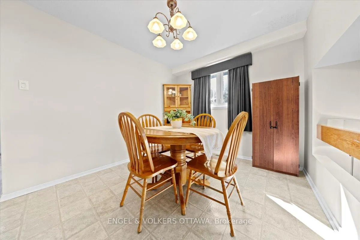 Photo 16 of Unit A, 1753 Lamoureux Drive, Ottawa, Queenswood Heights South — HOMEH