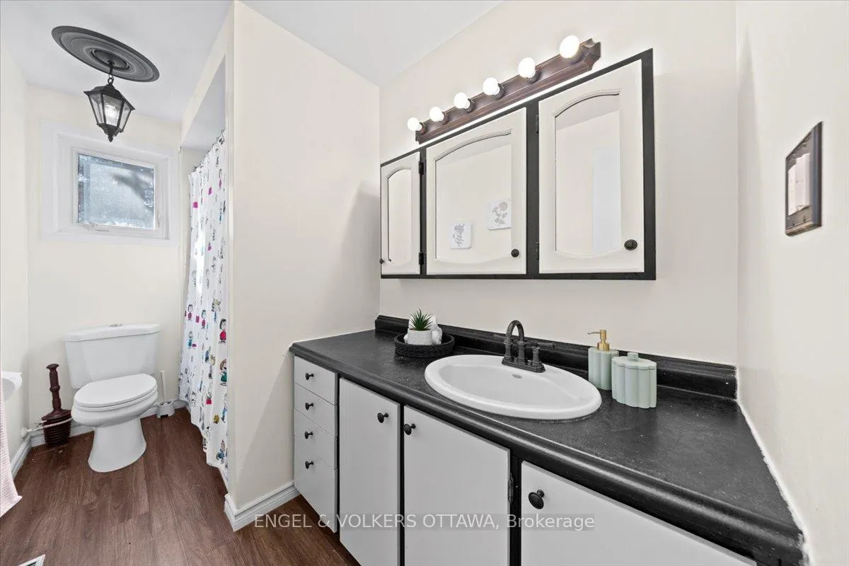Photo 23 of Unit A, 1753 Lamoureux Drive, Ottawa, Queenswood Heights South — HOMEH
