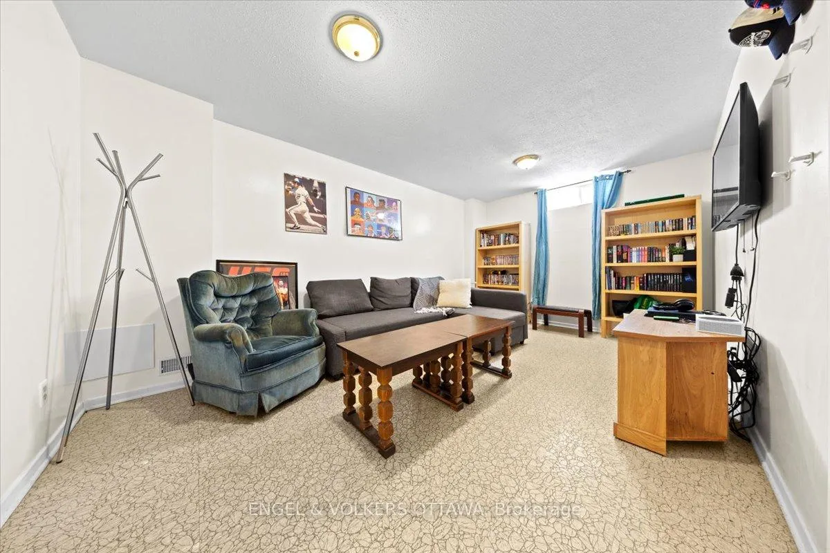 Photo 29 of Unit A, 1753 Lamoureux Drive, Ottawa, Queenswood Heights South — HOMEH