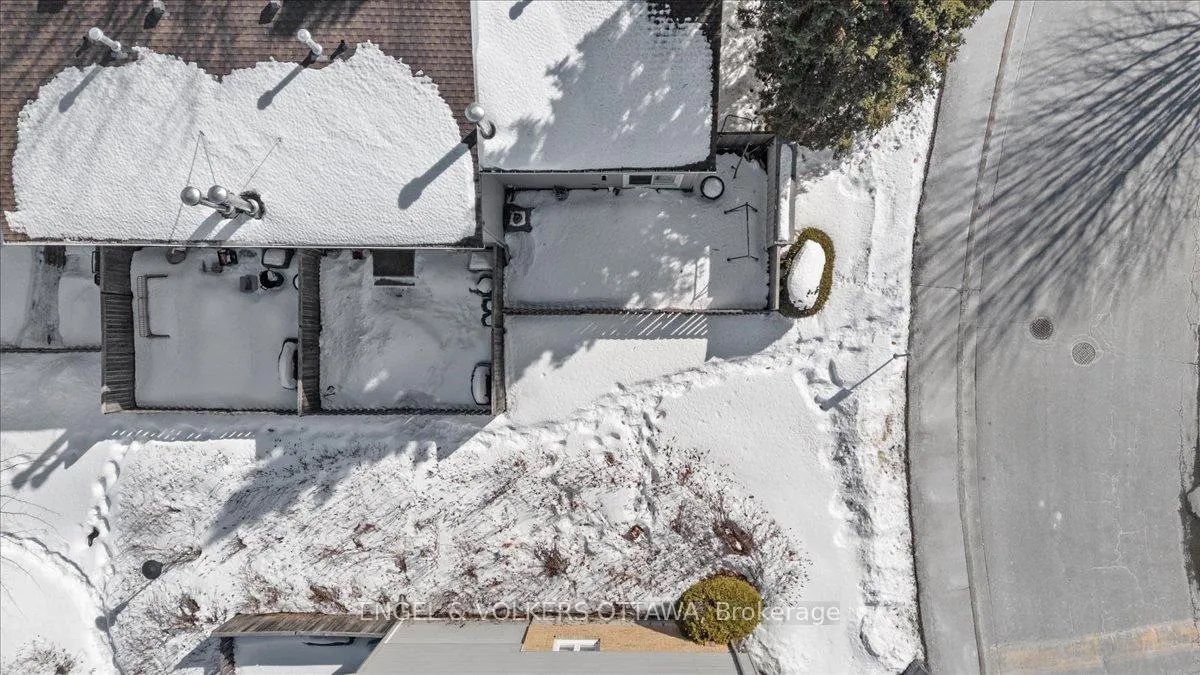 Photo 37 of Unit A, 1753 Lamoureux Drive, Ottawa, Queenswood Heights South — HOMEH