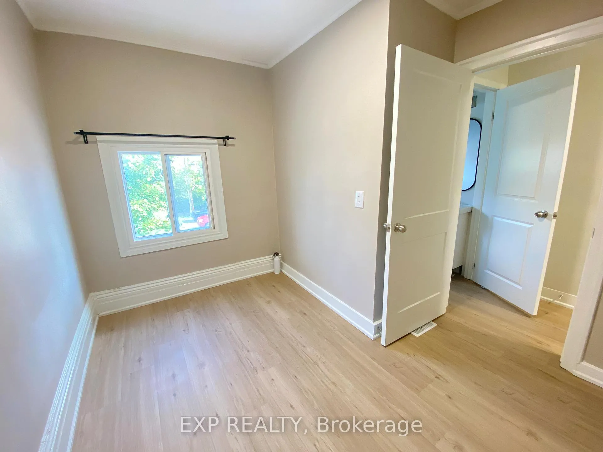 Photo 11 of 32 Front Street N, Thorold, Thorold Downtown — HOMEH