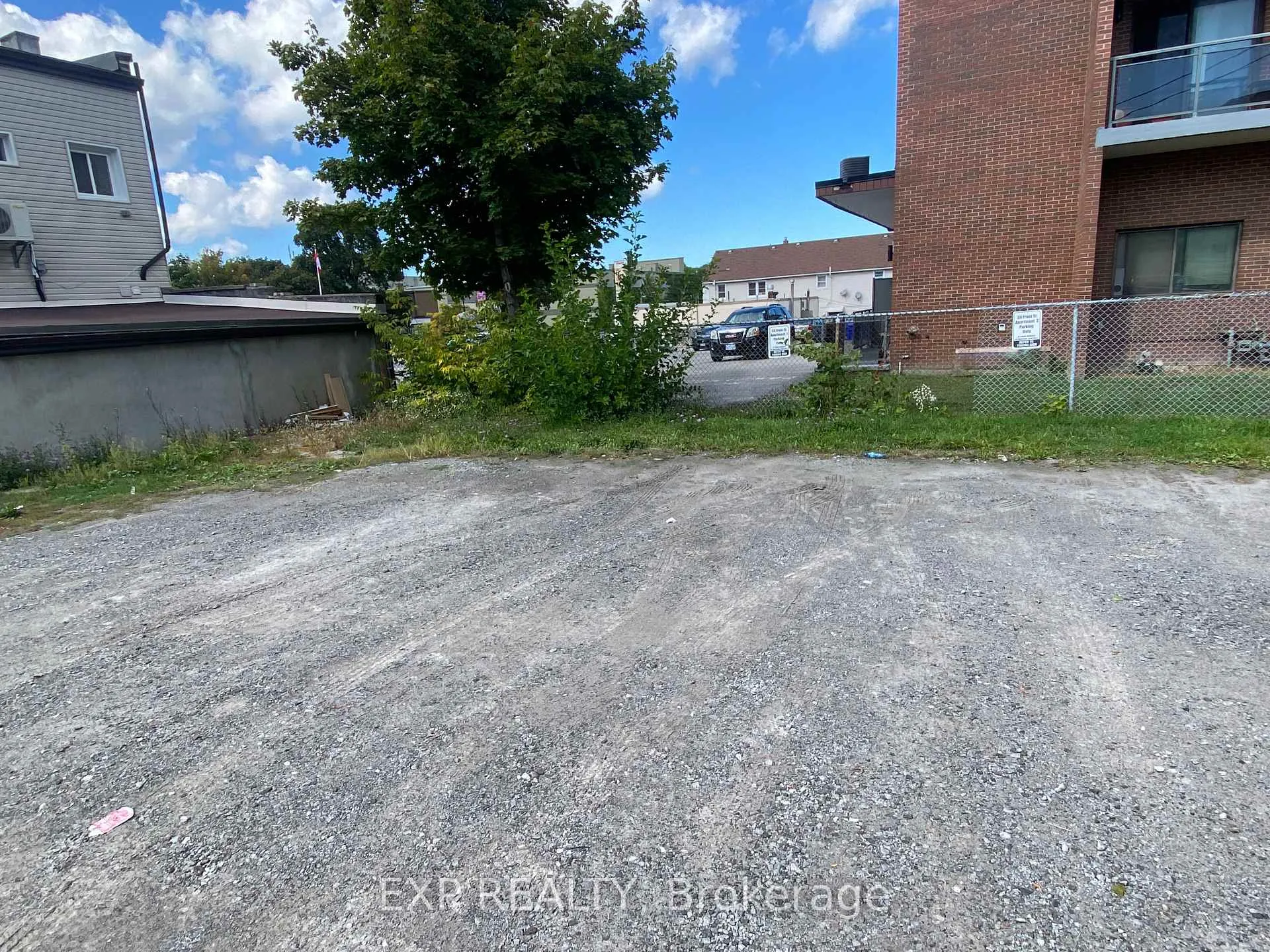 Photo 18 of 32 Front Street N, Thorold, Thorold Downtown — HOMEH