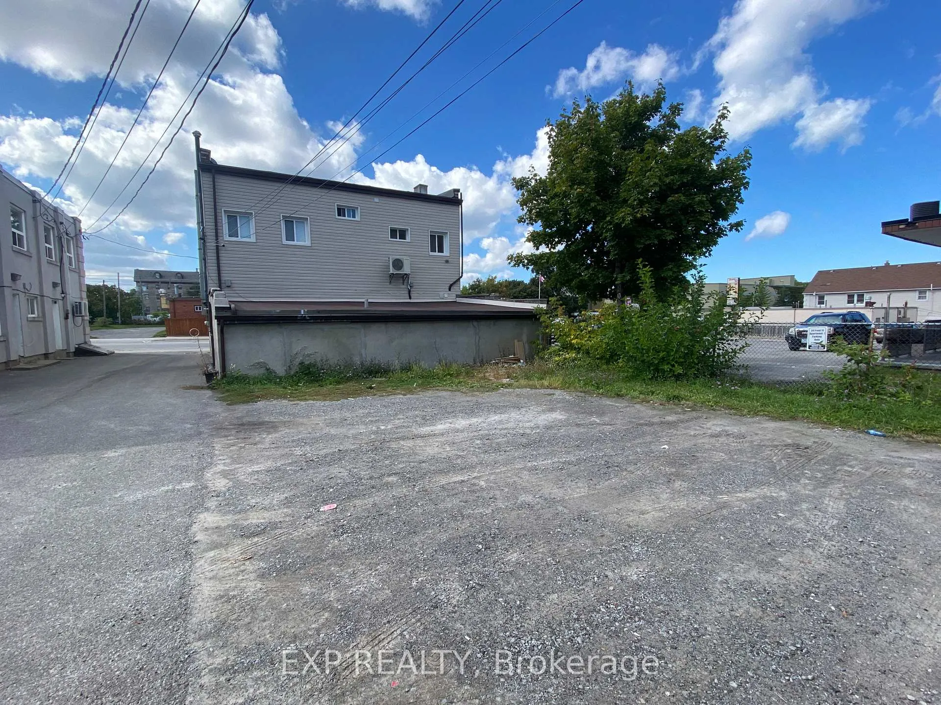Photo 19 of 32 Front Street N, Thorold, Thorold Downtown — HOMEH