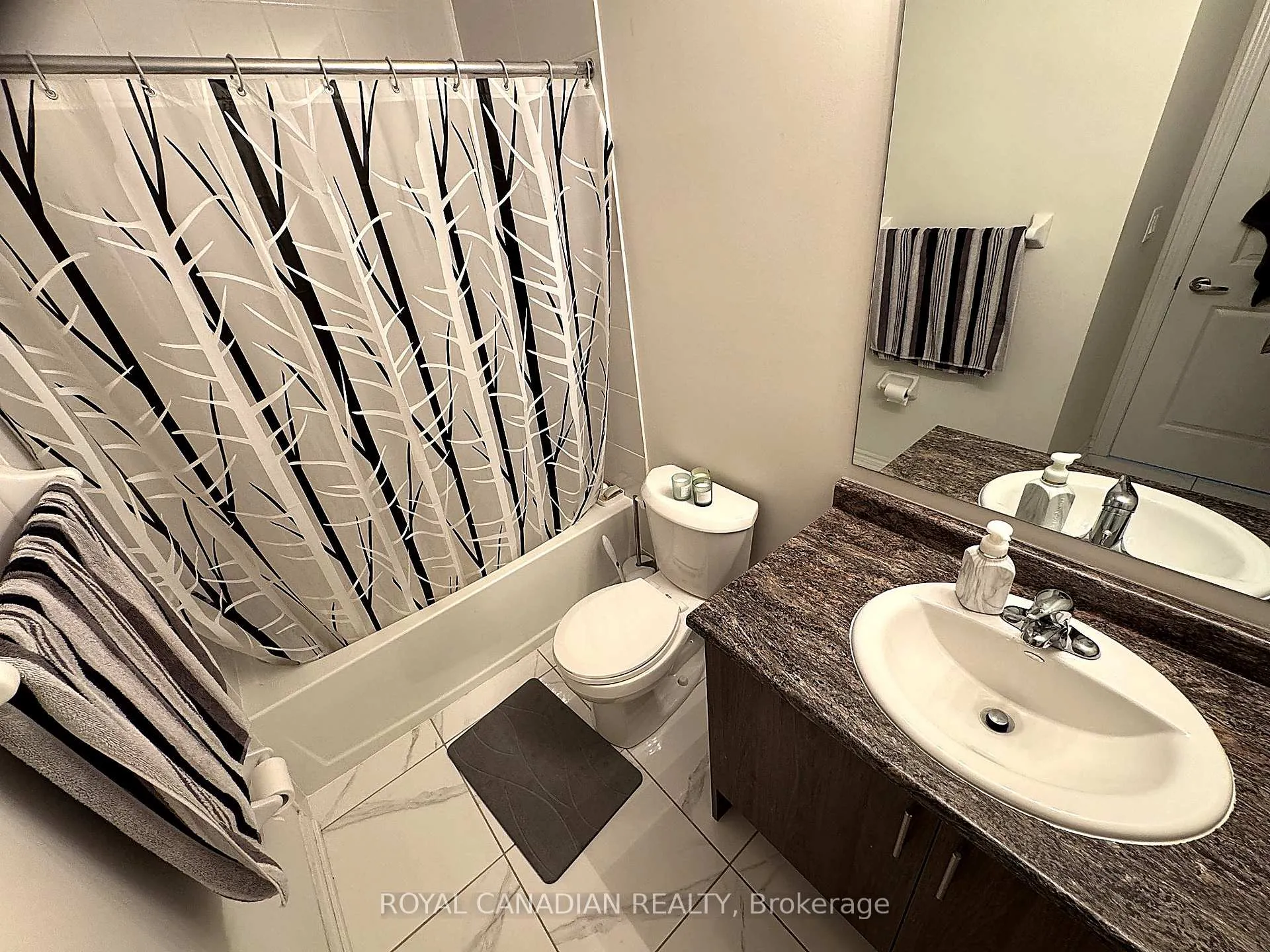Photo 13 of Unit Main, 9 Bannister Road, Barrie, Rural Barrie Southeast — HOMEH