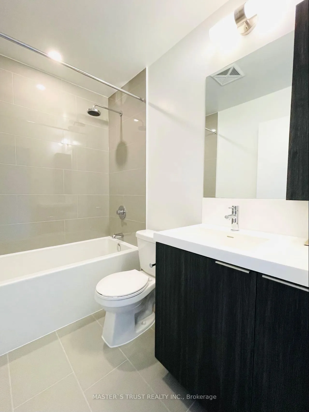 Photo 11 of Unit 508, 225 Sumach Street, Toronto, Regent Park — HOMEH