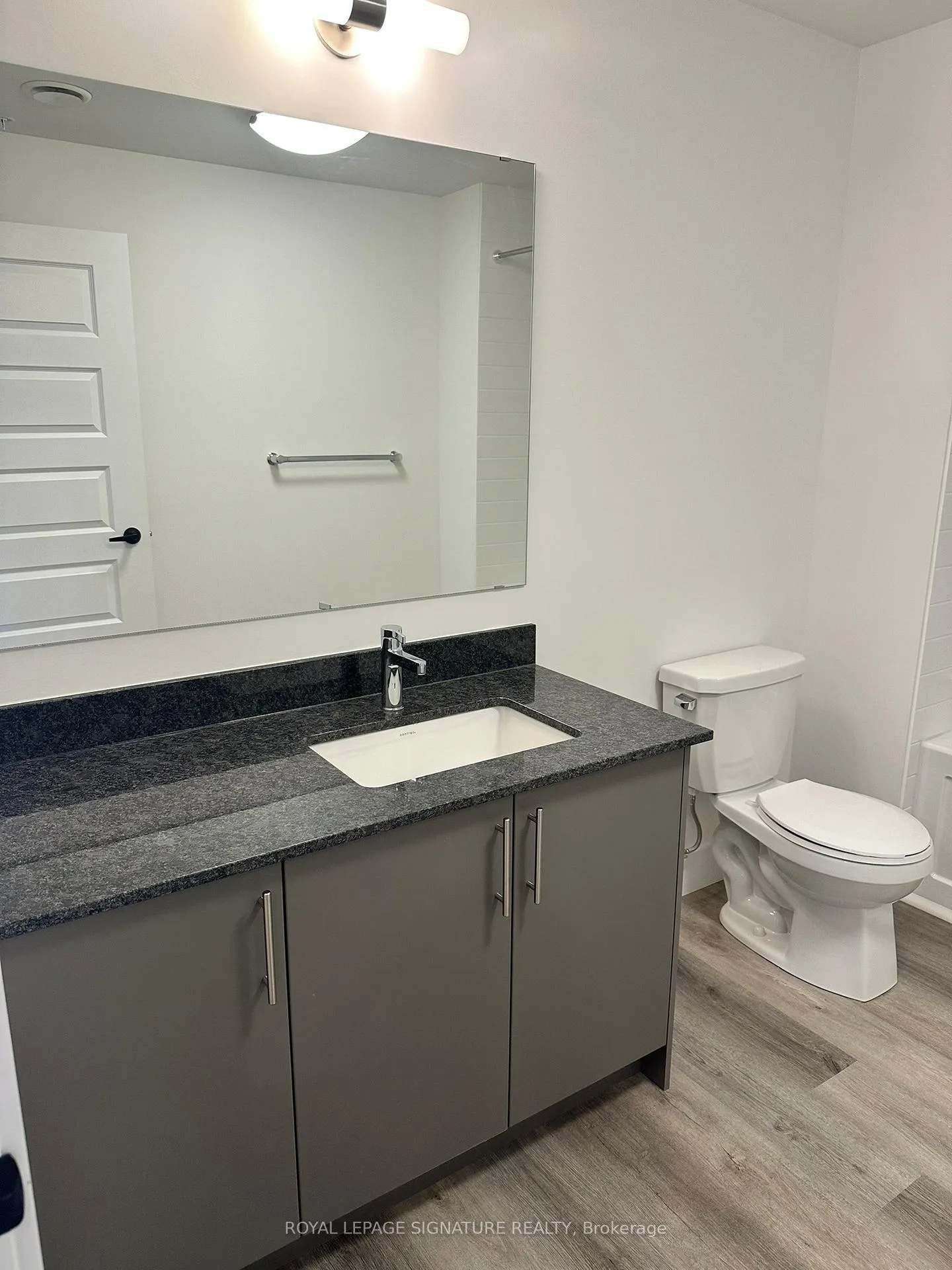 Photo 7 of Unit 511, 107 Roger Street, Waterloo, Uptown Waterloo/North Ward — HOMEH