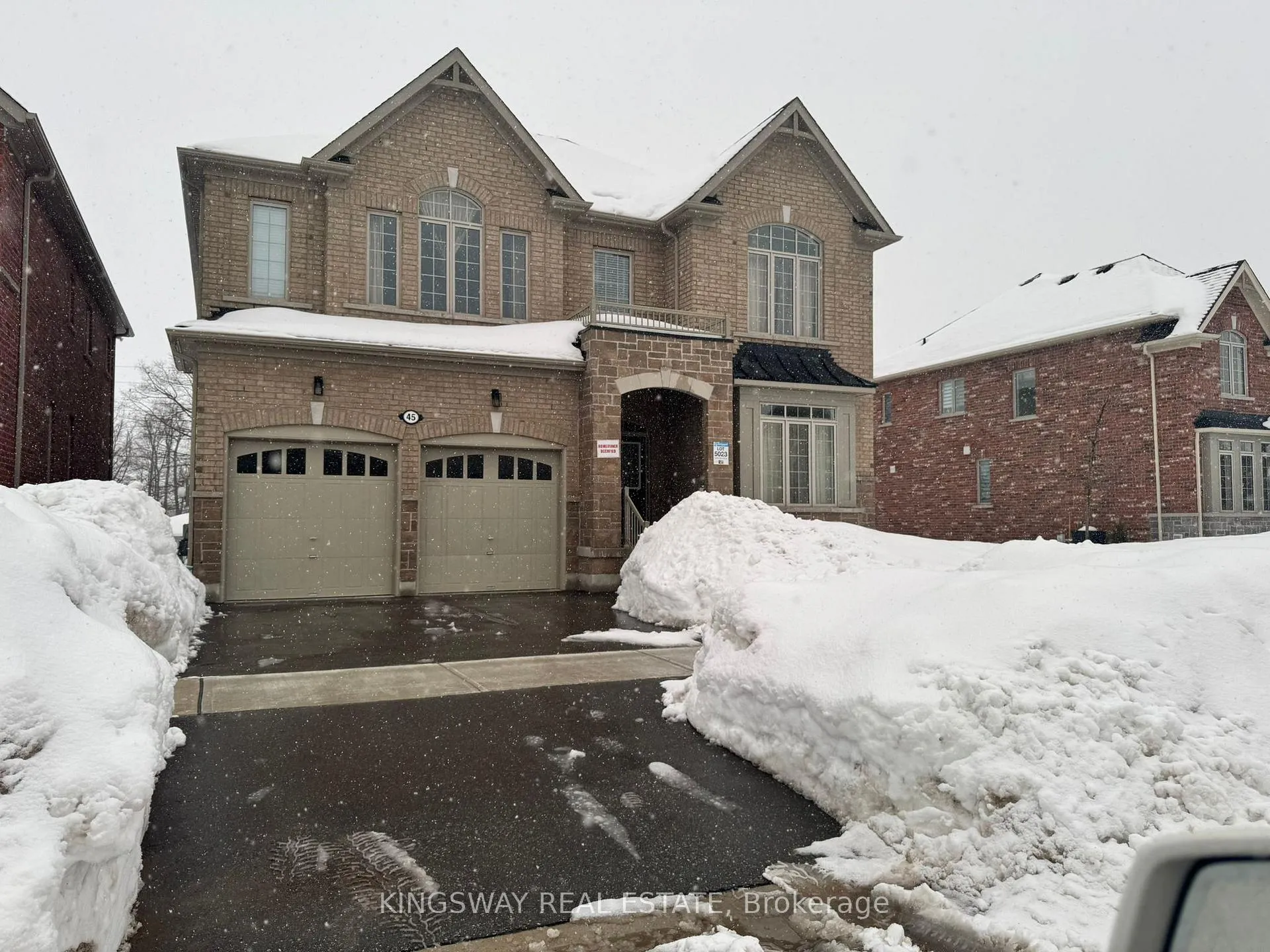Photo 1 of 45 Sanford Circle, Springwater, Centre Vespra — HOMEH