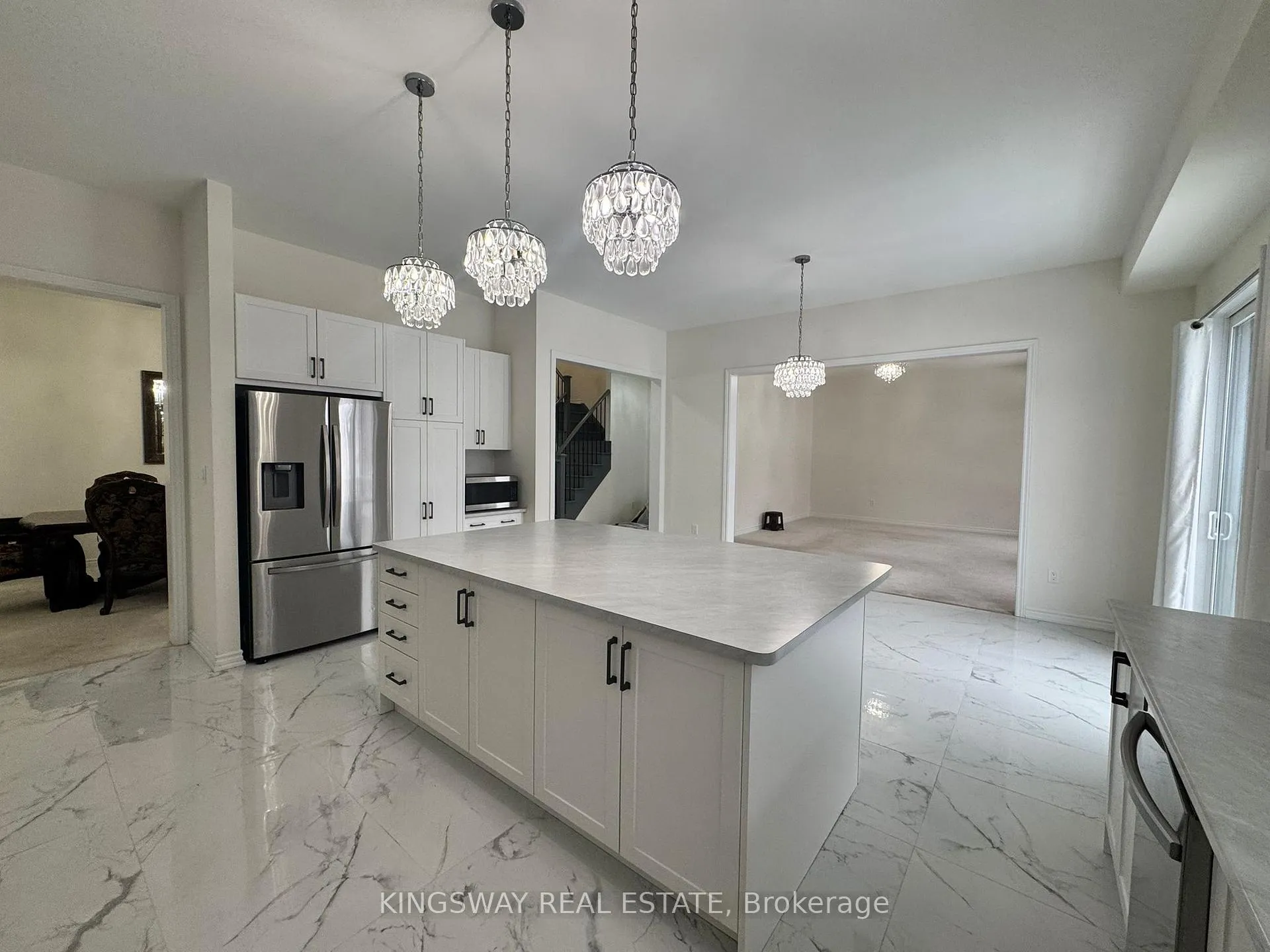 Photo 7 of 45 Sanford Circle, Springwater, Centre Vespra — HOMEH