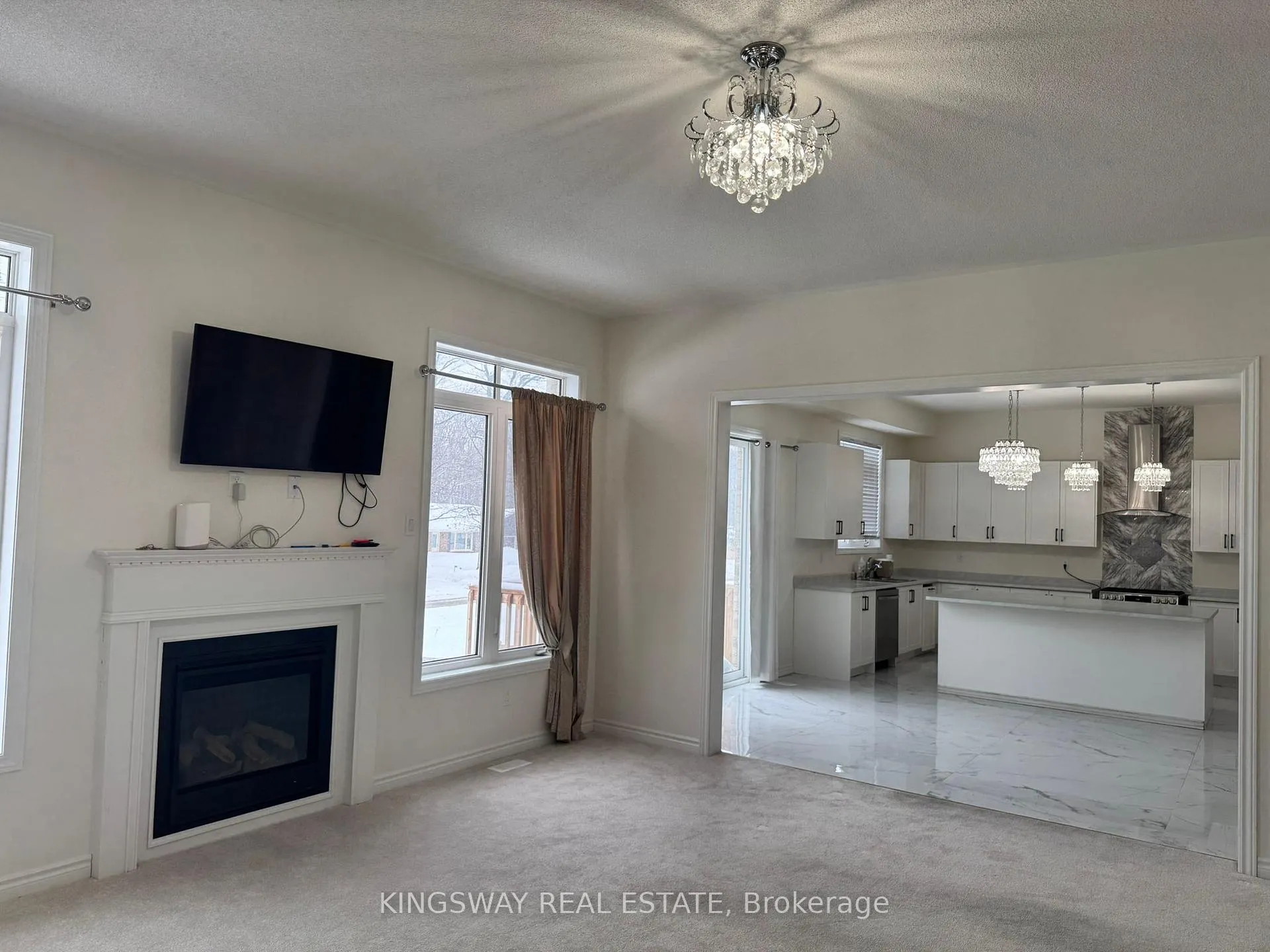 Photo 9 of 45 Sanford Circle, Springwater, Centre Vespra — HOMEH