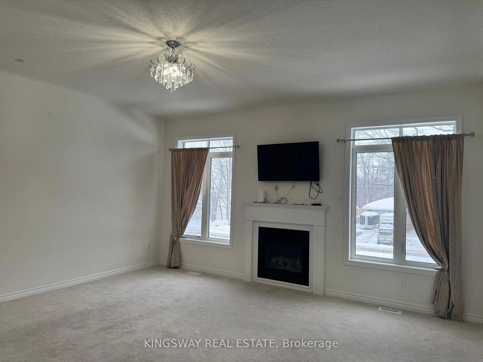 Photo 10 of 45 Sanford Circle, Springwater, Centre Vespra — HOMEH