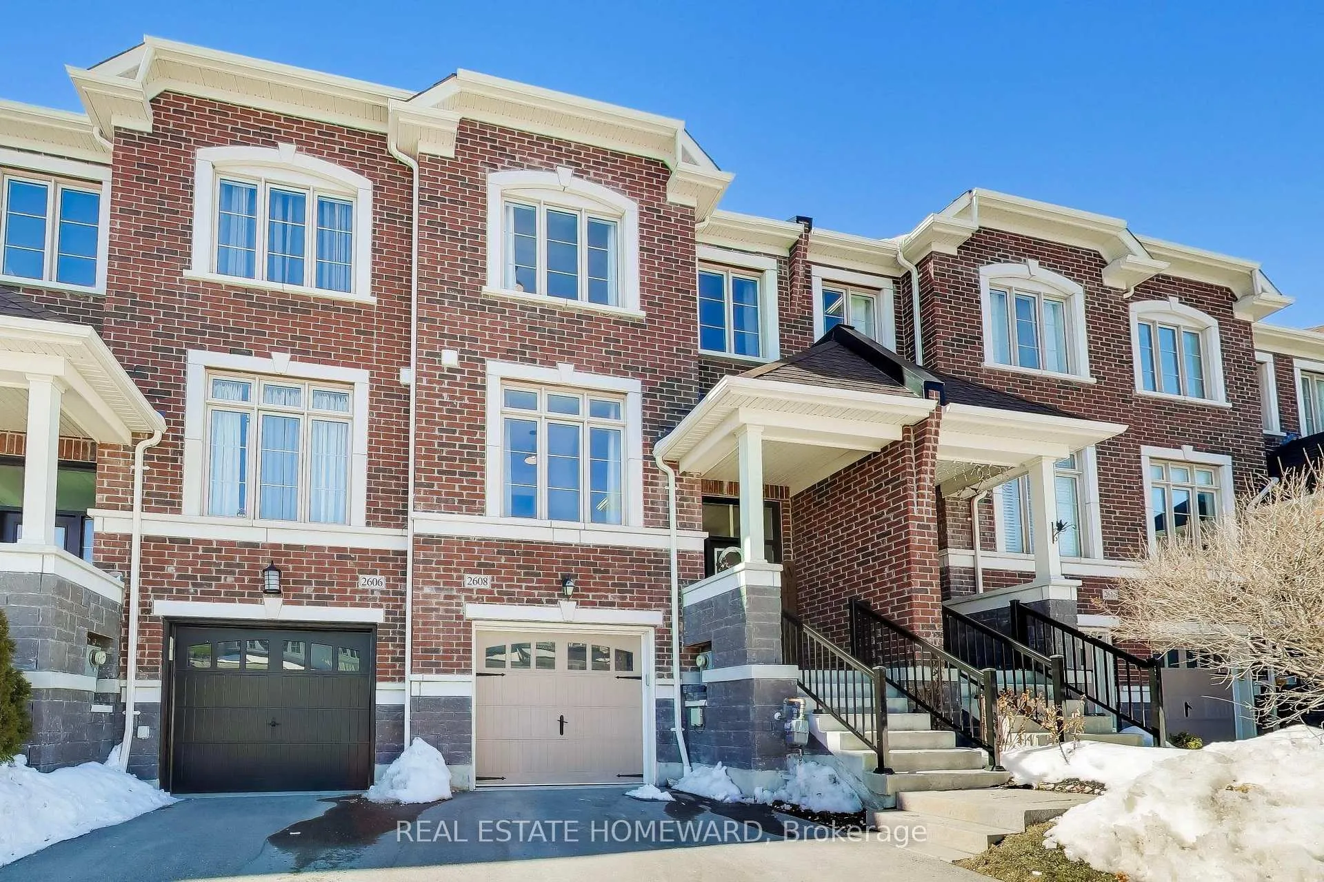 Photo 2 of 2608 Cerise Manor, Pickering, Rural Pickering — HOMEH