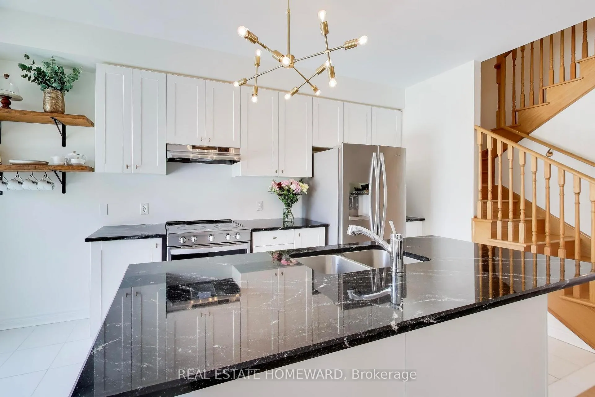 Photo 9 of 2608 Cerise Manor, Pickering, Rural Pickering — HOMEH