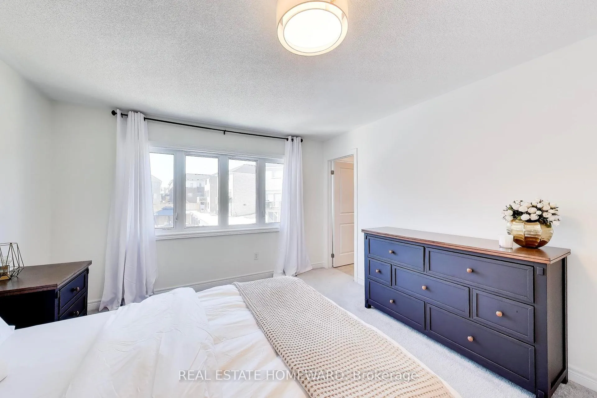 Photo 15 of 2608 Cerise Manor, Pickering, Rural Pickering — HOMEH