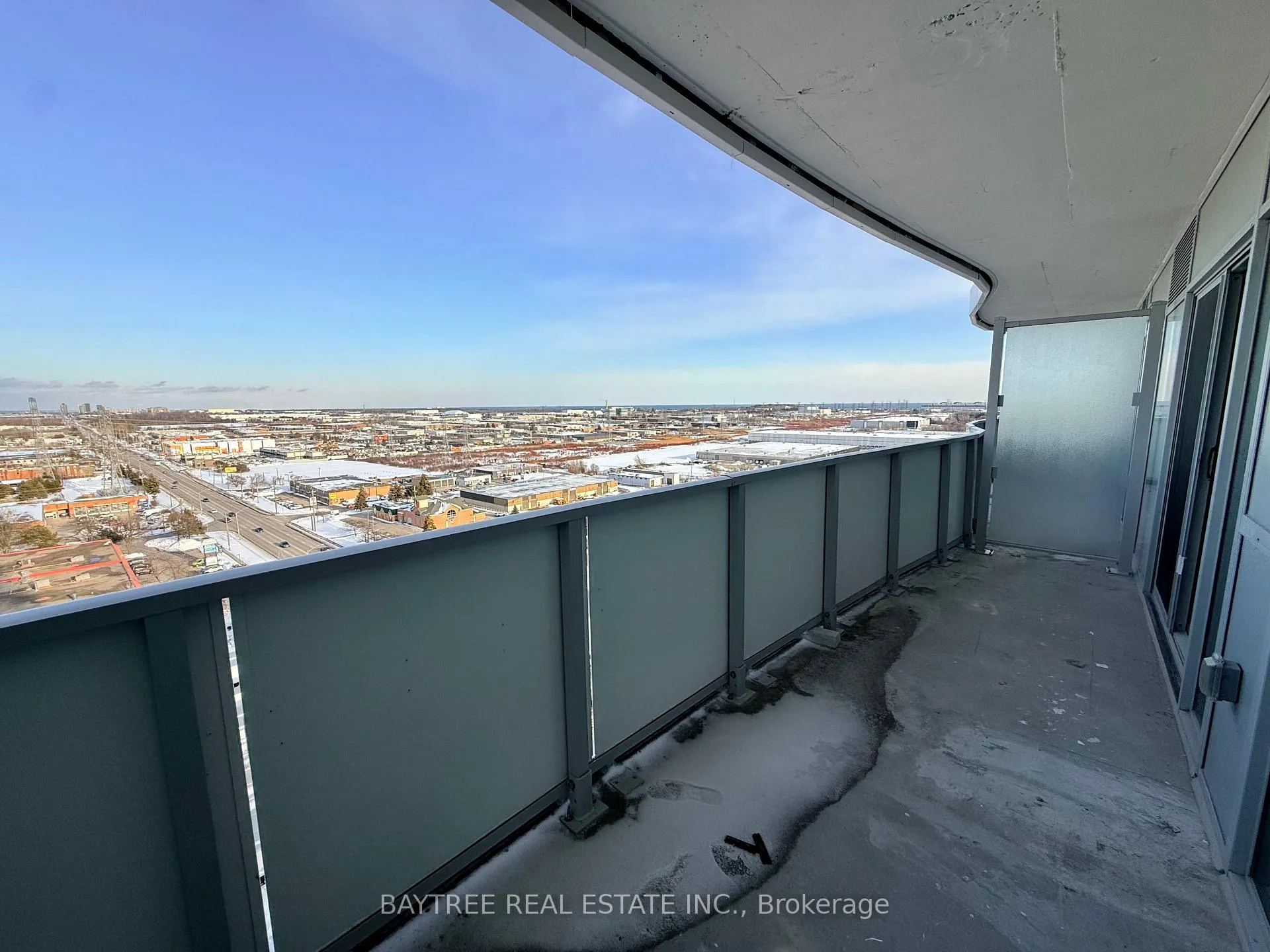 Photo 15 of Unit 1603, 1010 Sandy Beach Road, Pickering, Bay Ridges — HOMEH