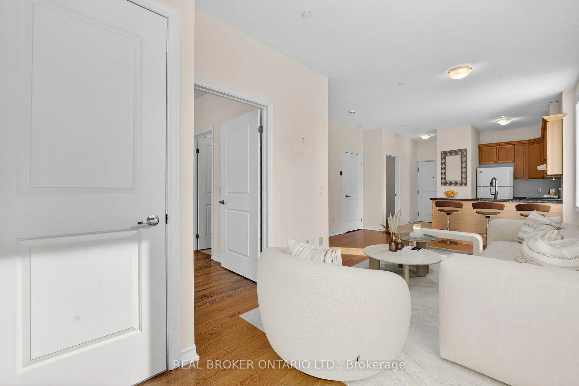 Photo 7 of Unit 102, 95 Wilson Street W, Hamilton, Ancaster — HOMEH