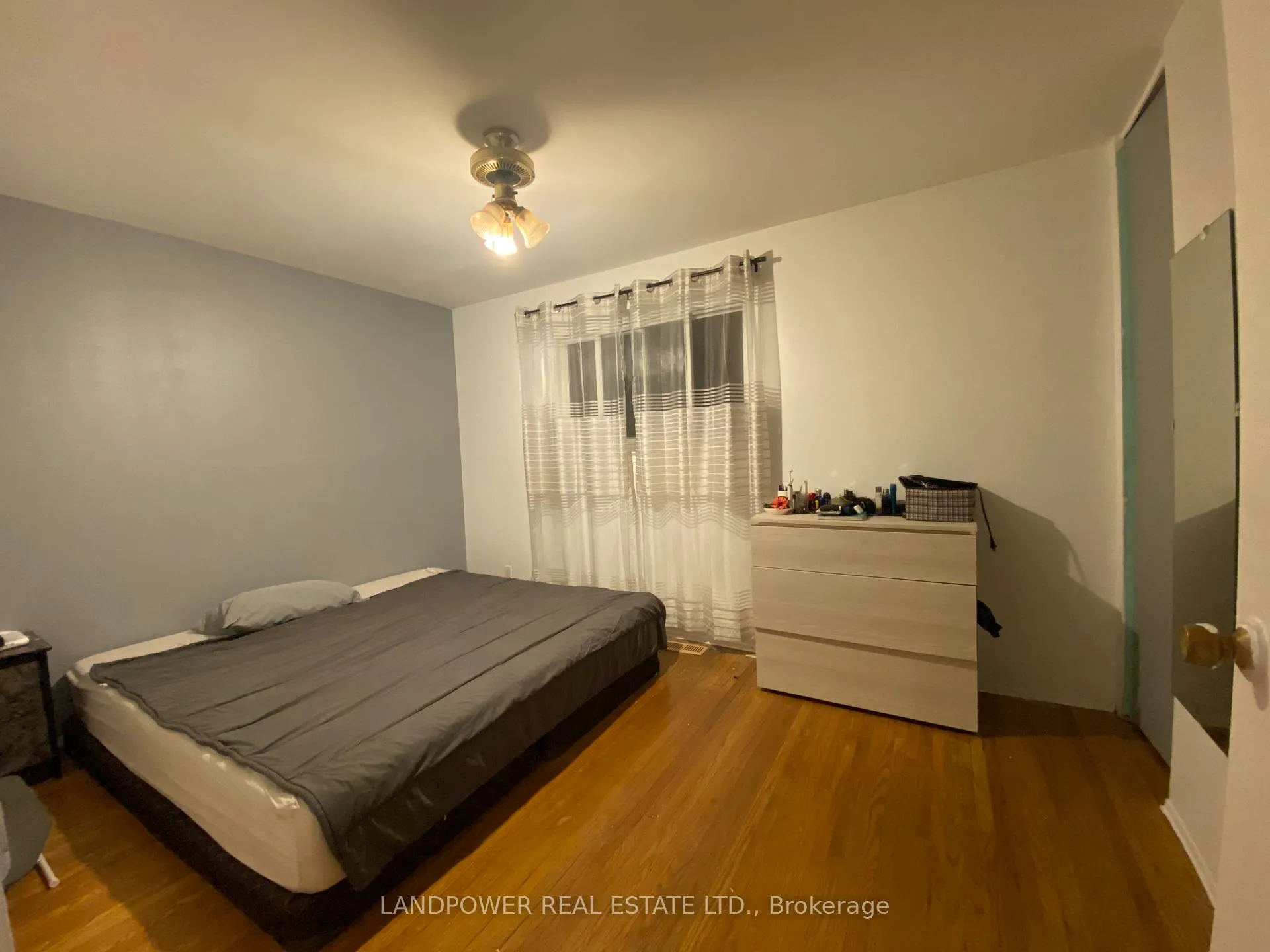 Photo 11 of Unit Main Floor, 898 Reytan Boulevard, Pickering, Bay Ridges — HOMEH