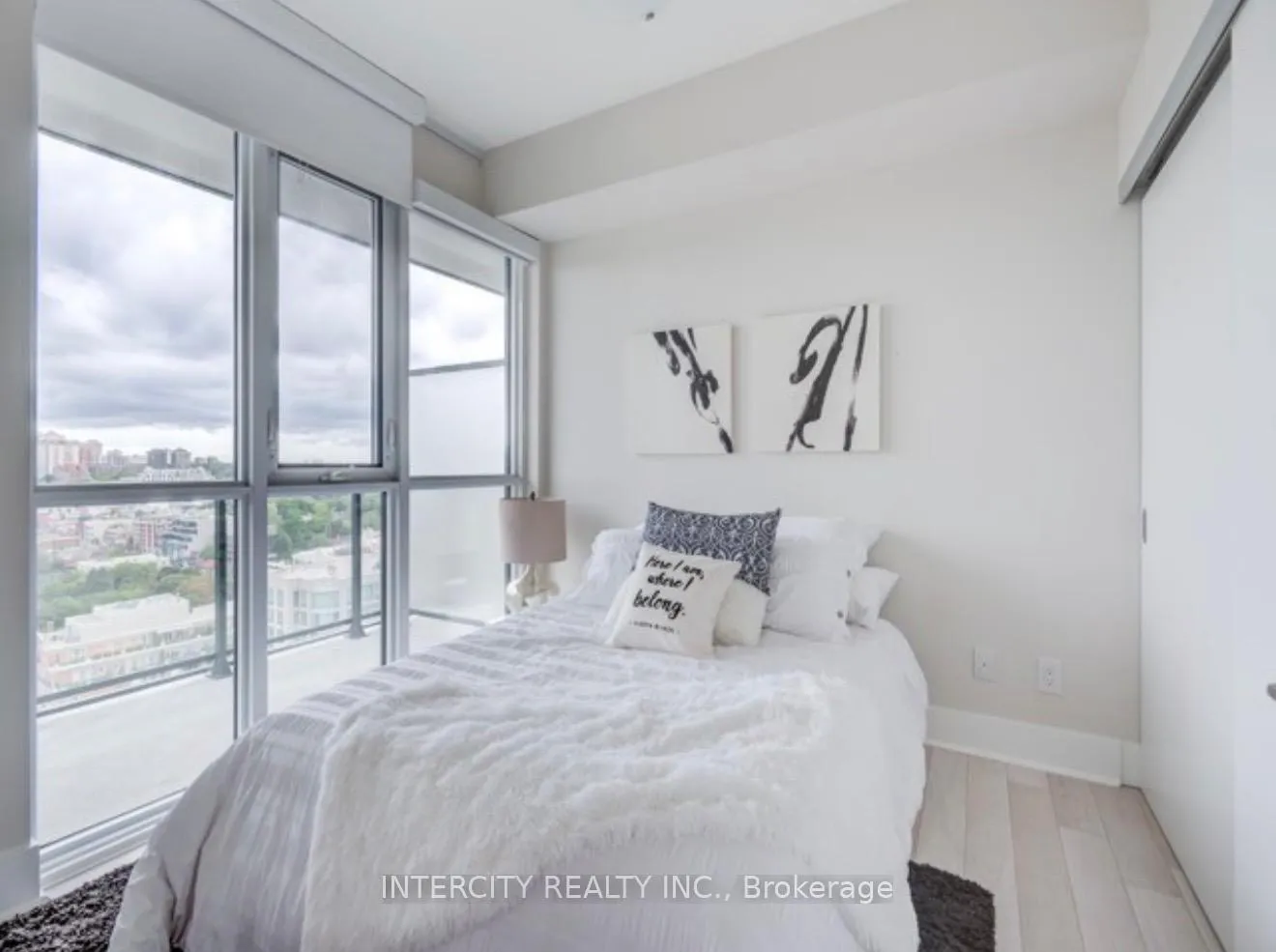 Photo 10 of Unit 1802, 32 Davenport Road, Toronto, The Annex — HOMEH