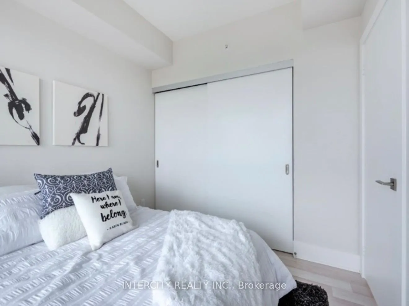 Photo 11 of Unit 1802, 32 Davenport Road, Toronto, The Annex — HOMEH