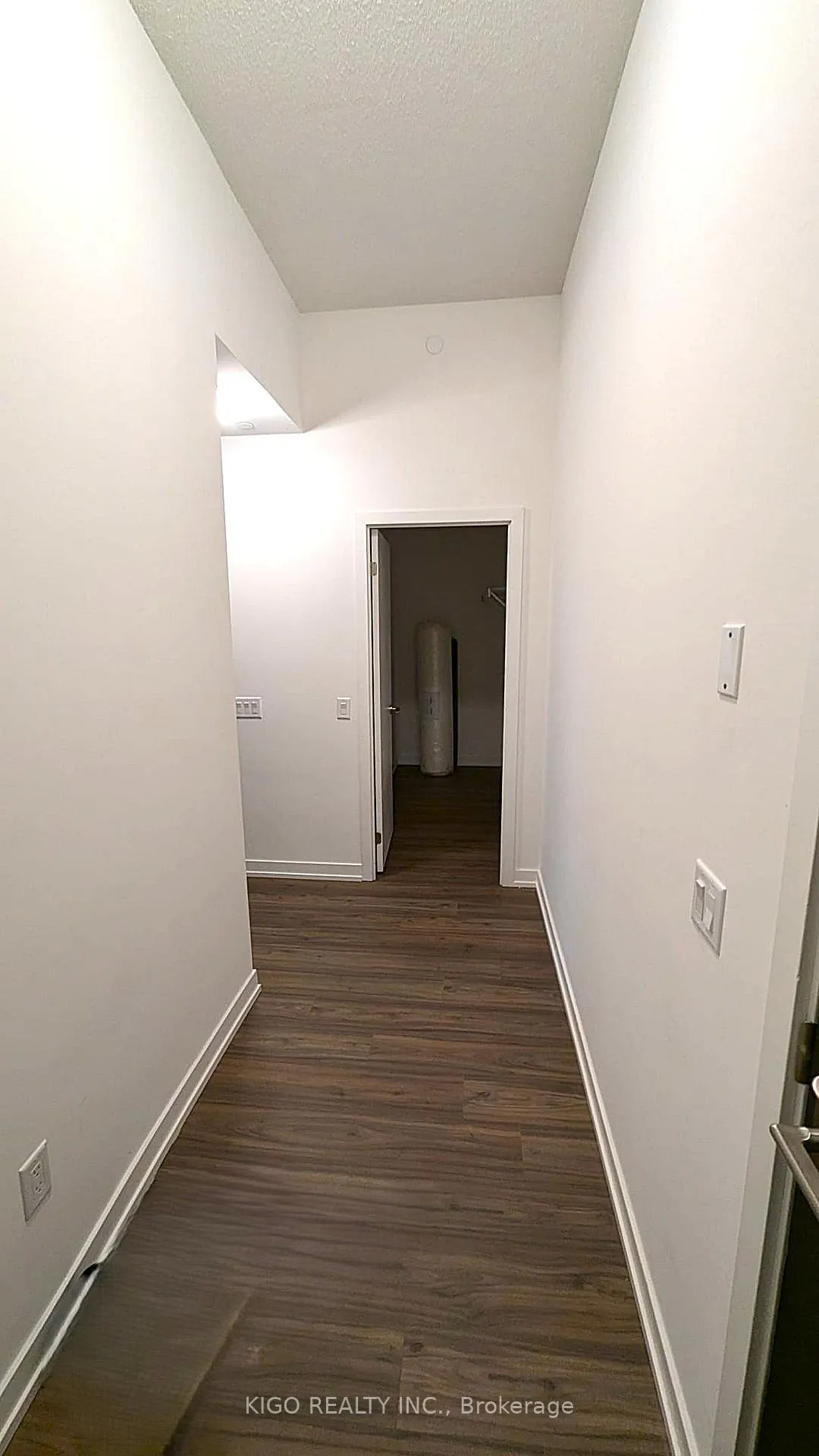 Photo 5 of Unit 413, 55 Duke Street W, Kitchener, City Commercial Core — HOMEH