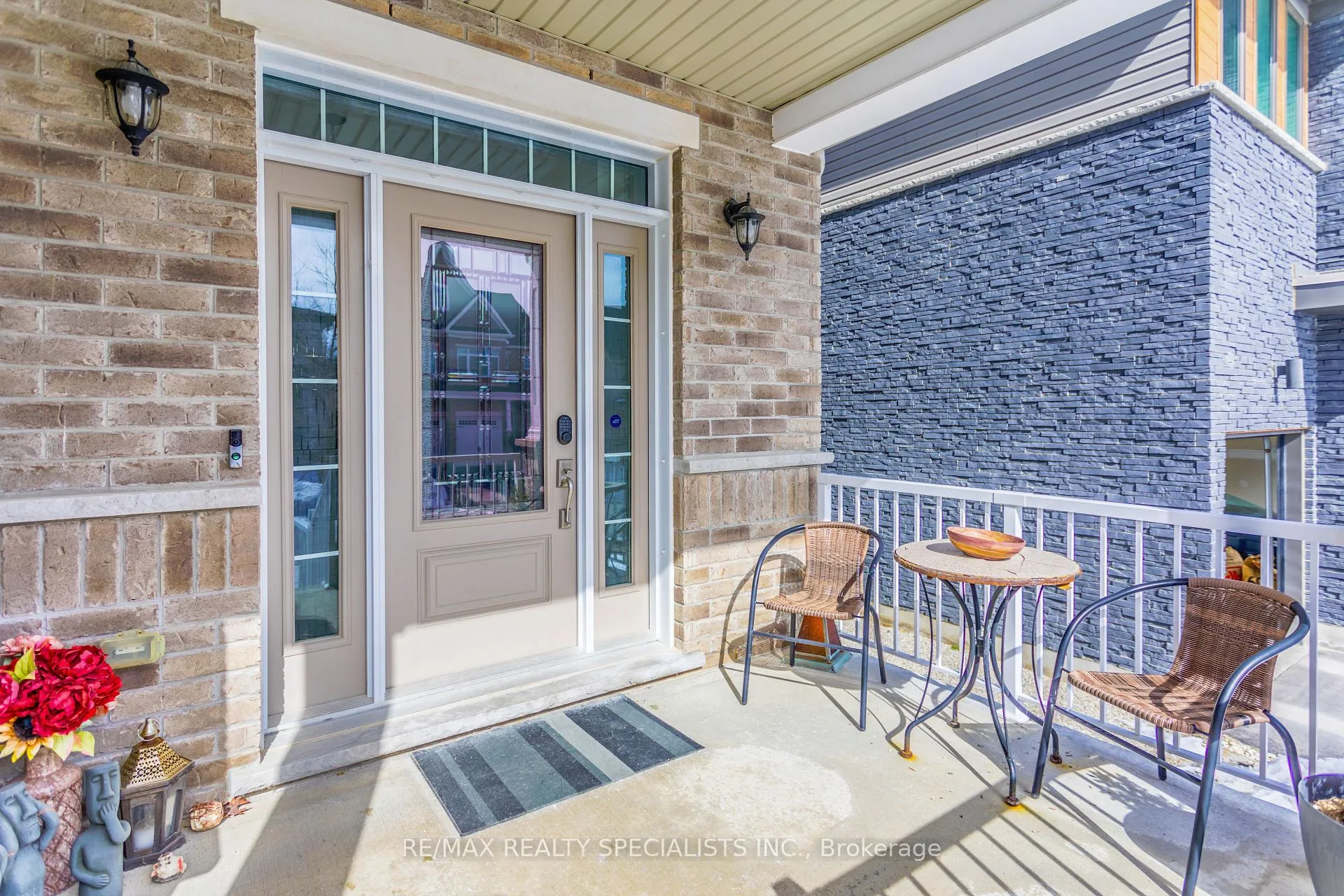 Photo 4 of 123 Lovett Lane, Guelph, Kortright West — HOMEH