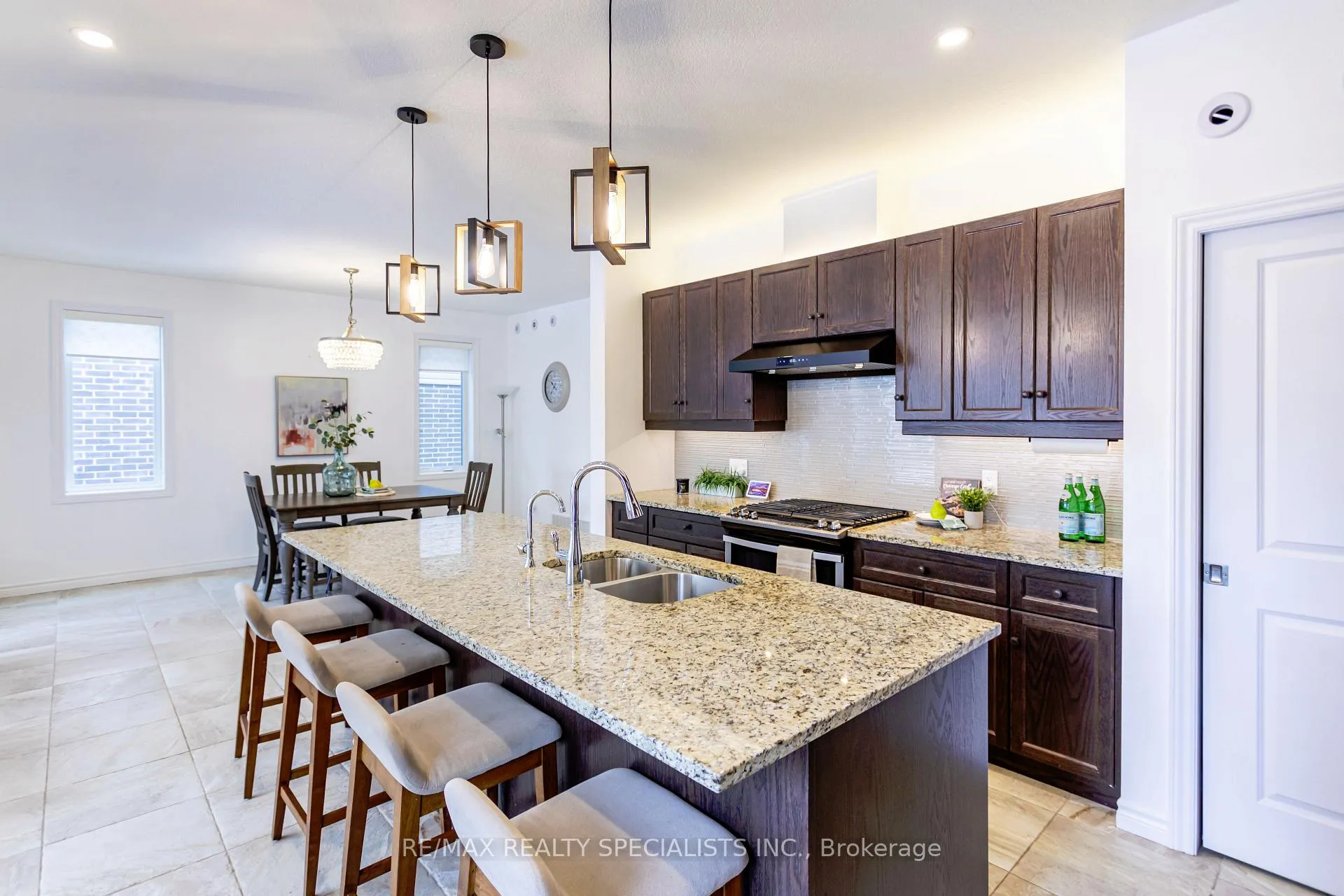 Photo 11 of 123 Lovett Lane, Guelph, Kortright West — HOMEH