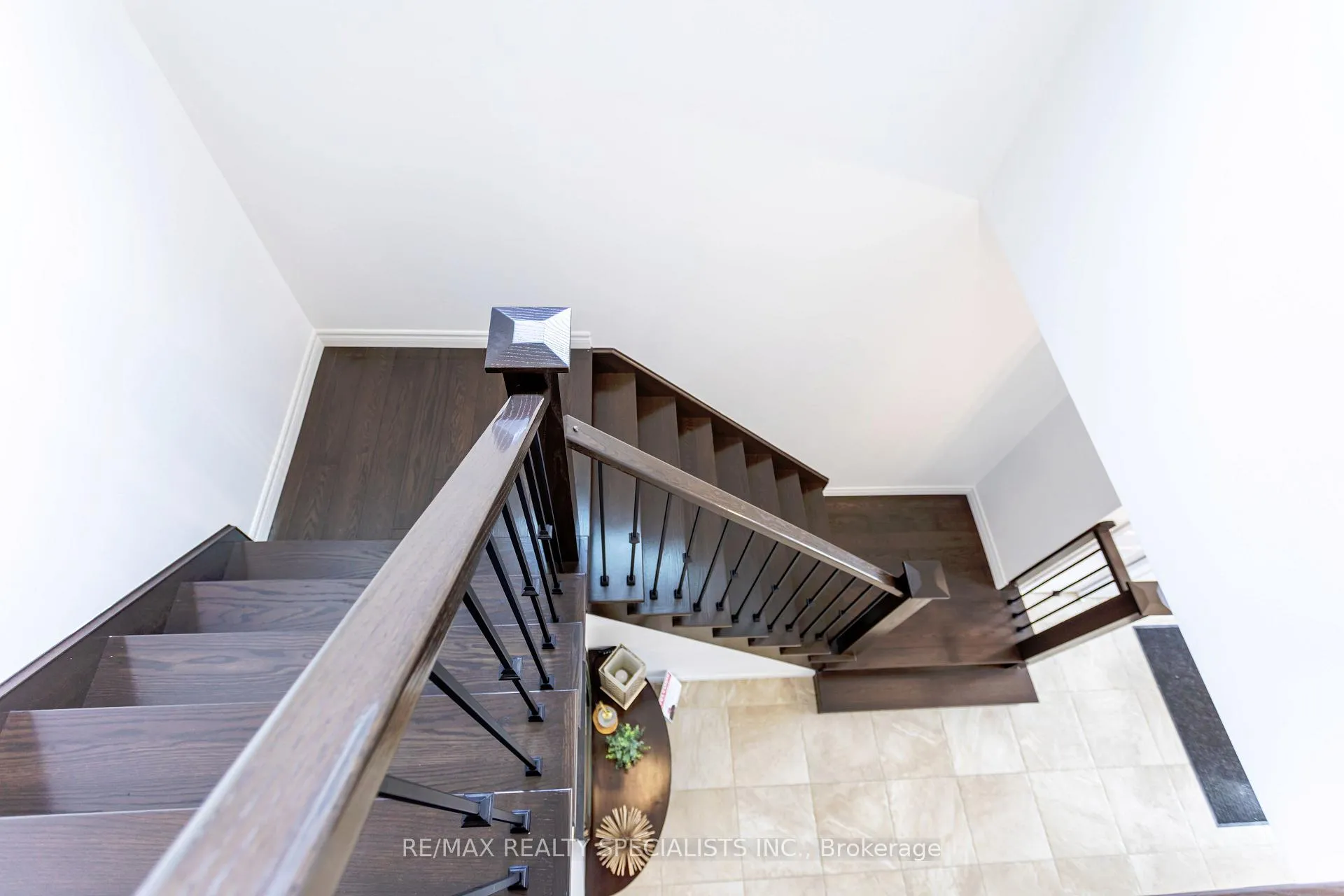 Photo 19 of 123 Lovett Lane, Guelph, Kortright West — HOMEH