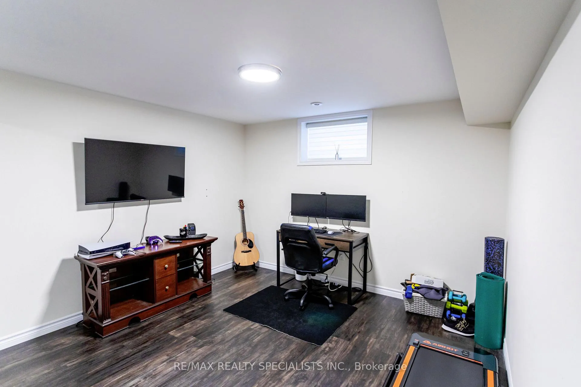 Photo 38 of 123 Lovett Lane, Guelph, Kortright West — HOMEH