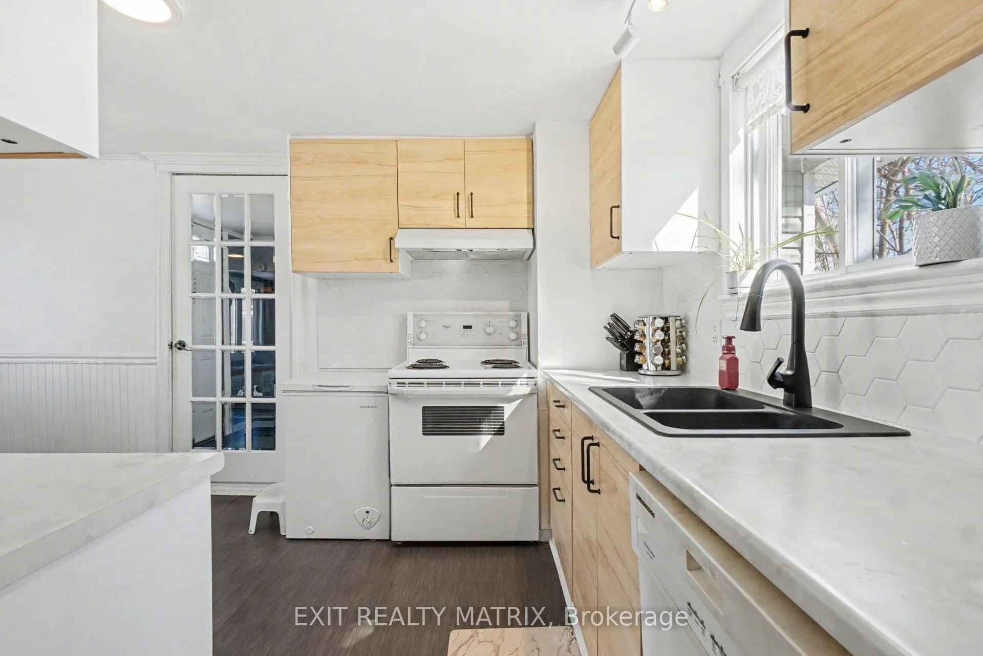 Photo 15 of 23 Charles Street, North Stormont, North Stormont (Finch) Twp — HOMEH