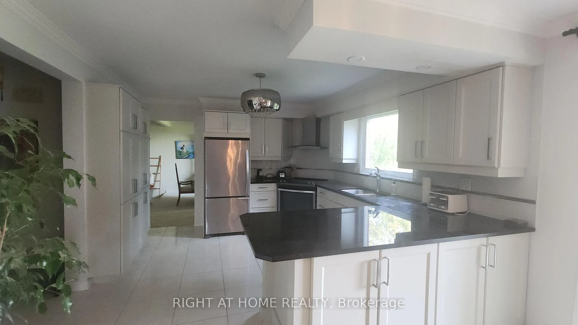 Photo 5 of 2853 Bellwood Drive, Clarington, Rural Clarington — HOMEH