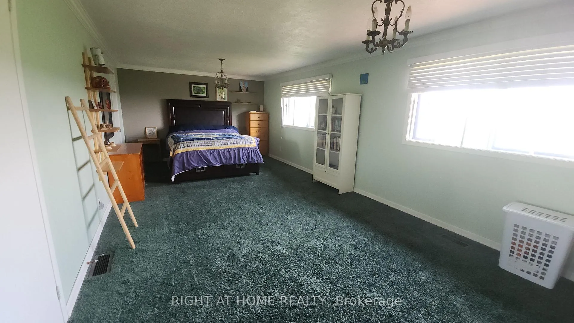 Photo 10 of 2853 Bellwood Drive, Clarington, Rural Clarington — HOMEH