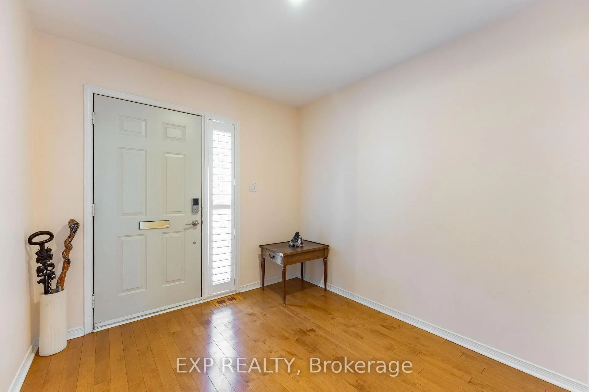 Photo 3 of Unit 2, 111 Echo Drive, Ottawa, Ottawa East — HOMEH