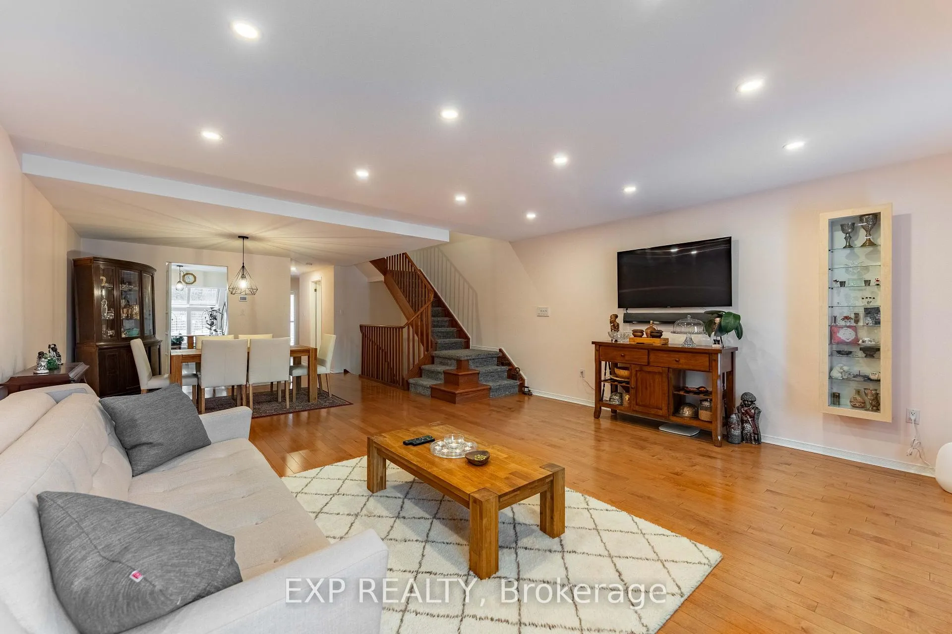 Photo 7 of Unit 2, 111 Echo Drive, Ottawa, Ottawa East — HOMEH