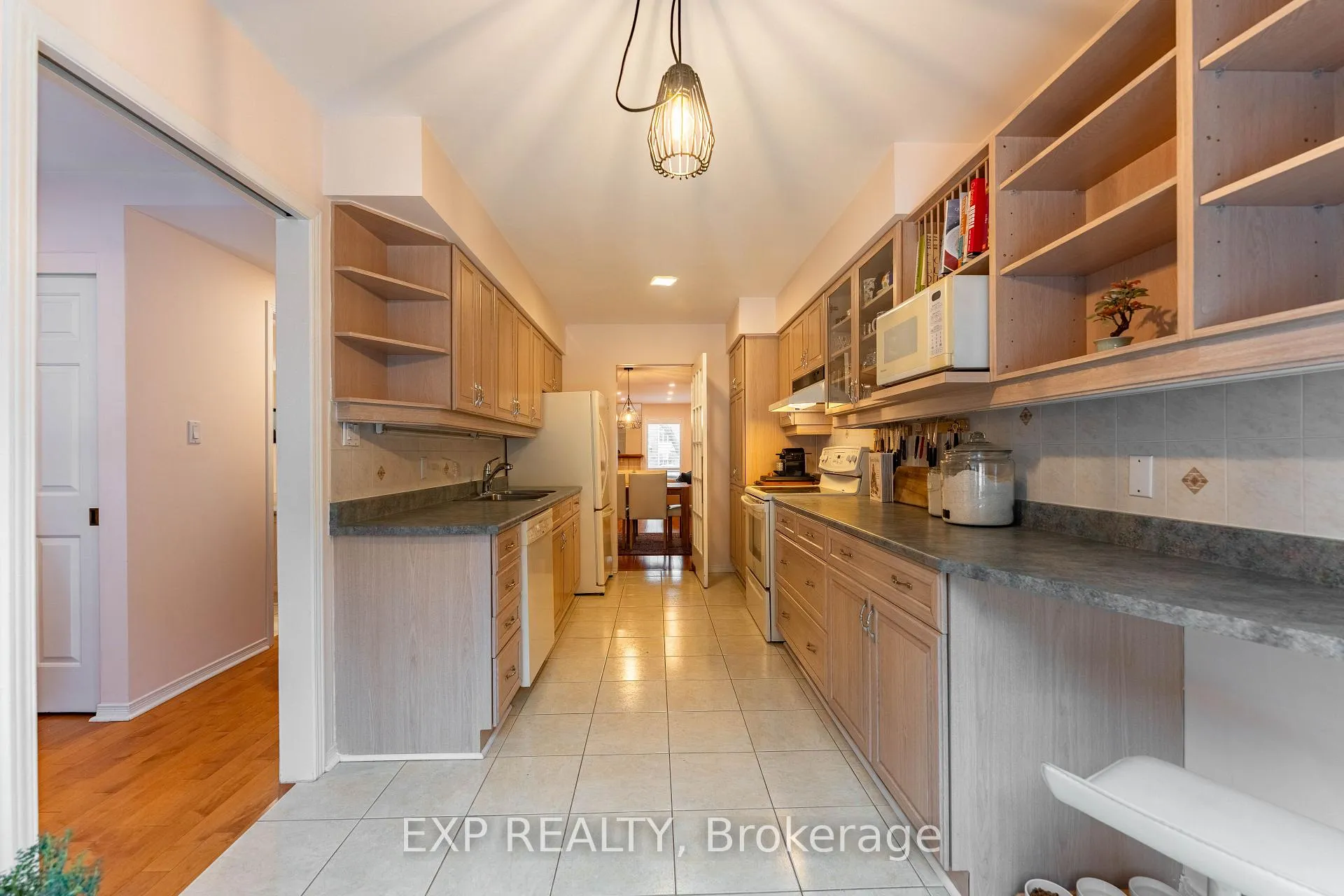 Photo 10 of Unit 2, 111 Echo Drive, Ottawa, Ottawa East — HOMEH