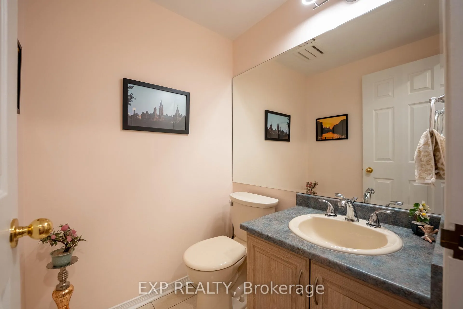 Photo 15 of Unit 2, 111 Echo Drive, Ottawa, Ottawa East — HOMEH