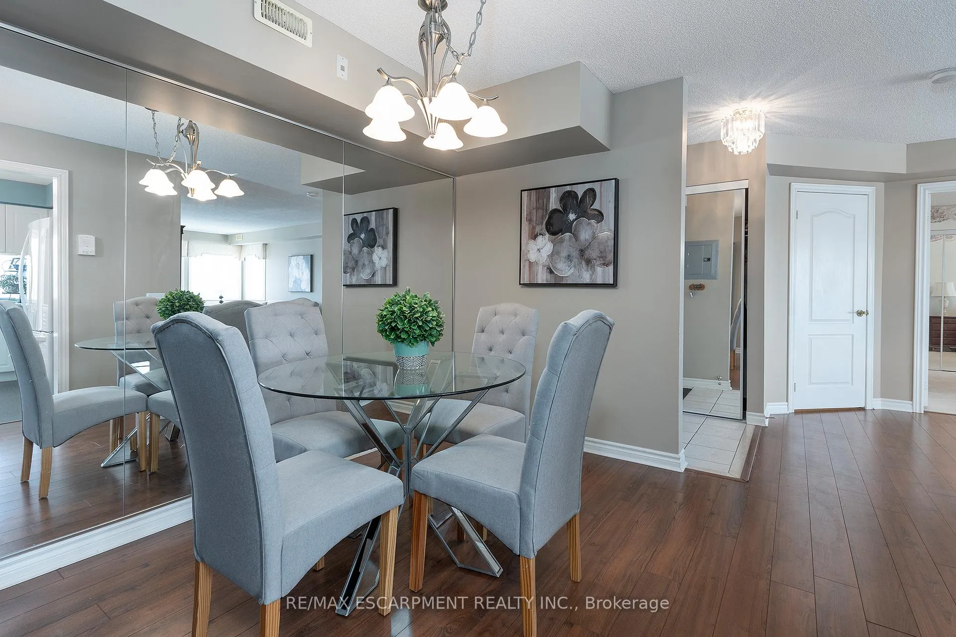 Photo 8 of Unit 308, 600 Silverbirch Boulevard, Hamilton, Villages of Glancaster — HOMEH