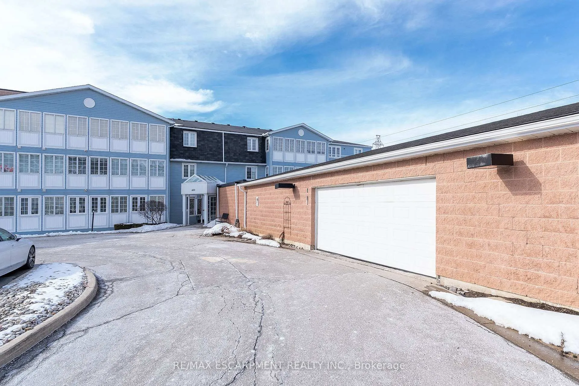 Photo 19 of Unit 308, 600 Silverbirch Boulevard, Hamilton, Villages of Glancaster — HOMEH