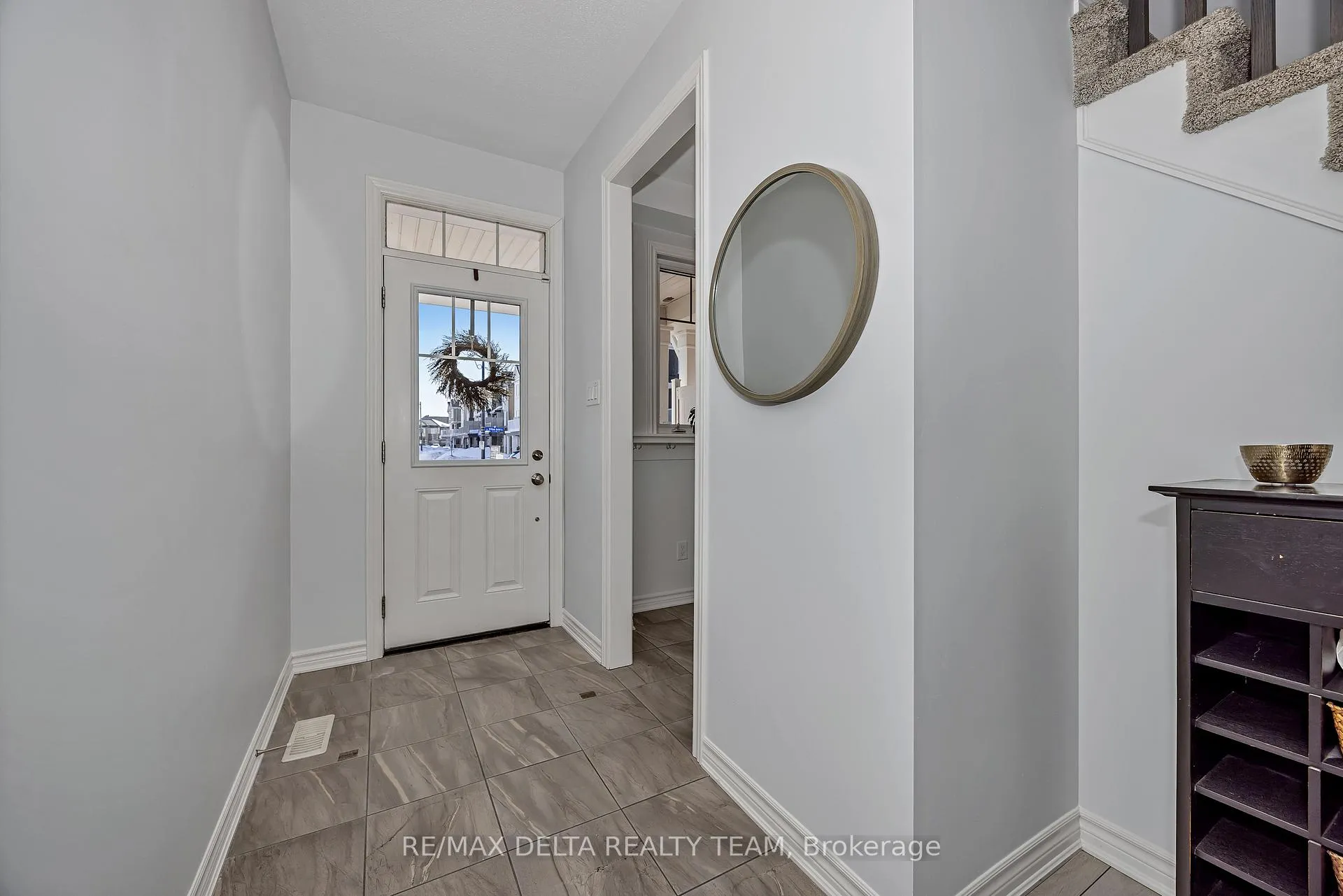 Photo 3 of 255 Willow Aster Circle, Ottawa, Avalon West — HOMEH